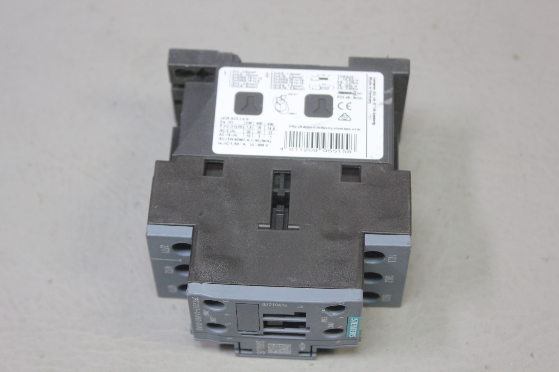 SIEMENS CONTACTOR WITH AUX CONTACT - Image 3 of 3