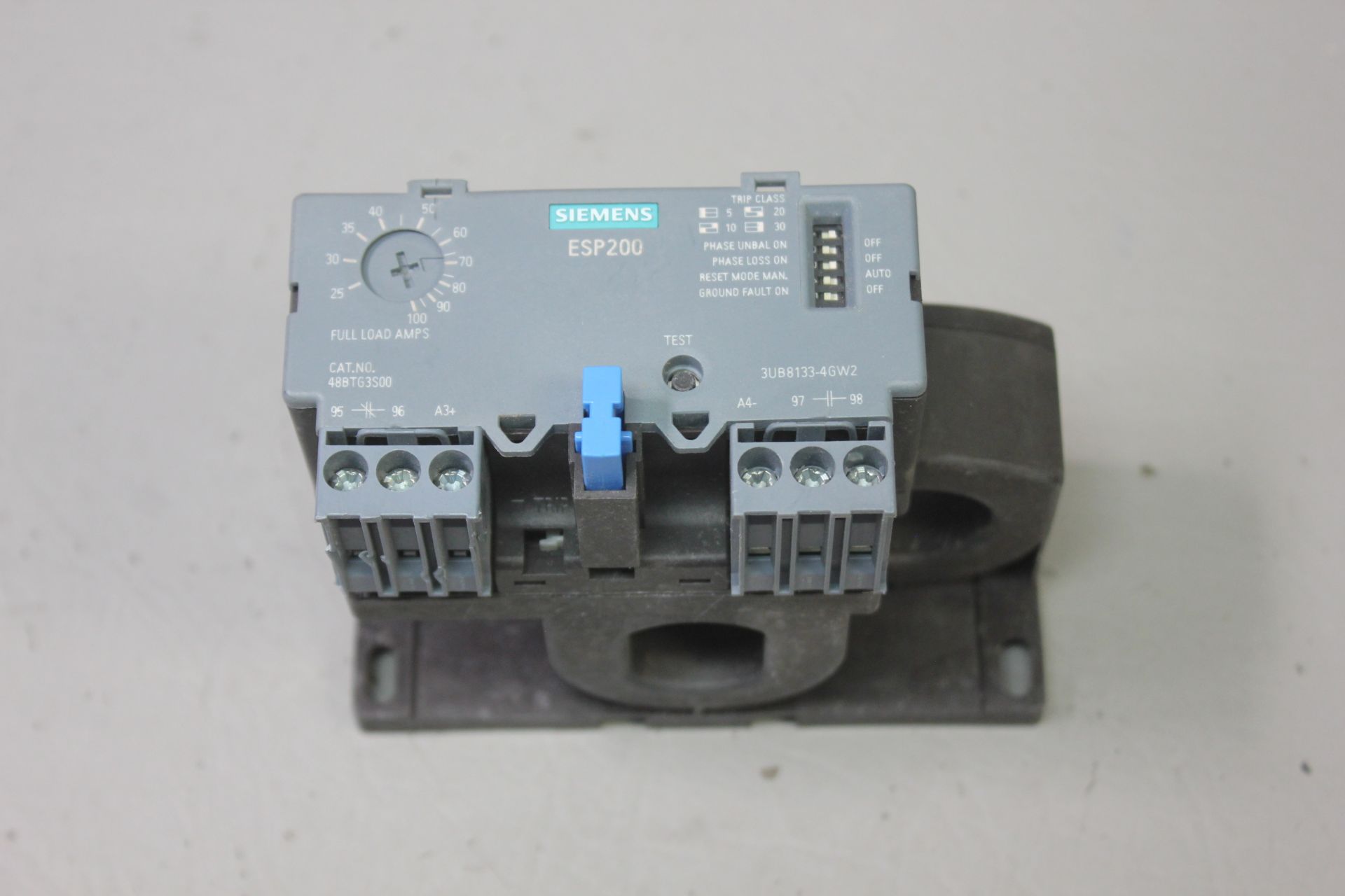 SIEMENS SOLID STATE OVERLOAD RELAY