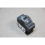 SIEMENS POWER CONTACTOR WITH SURGE SURPRESSOR