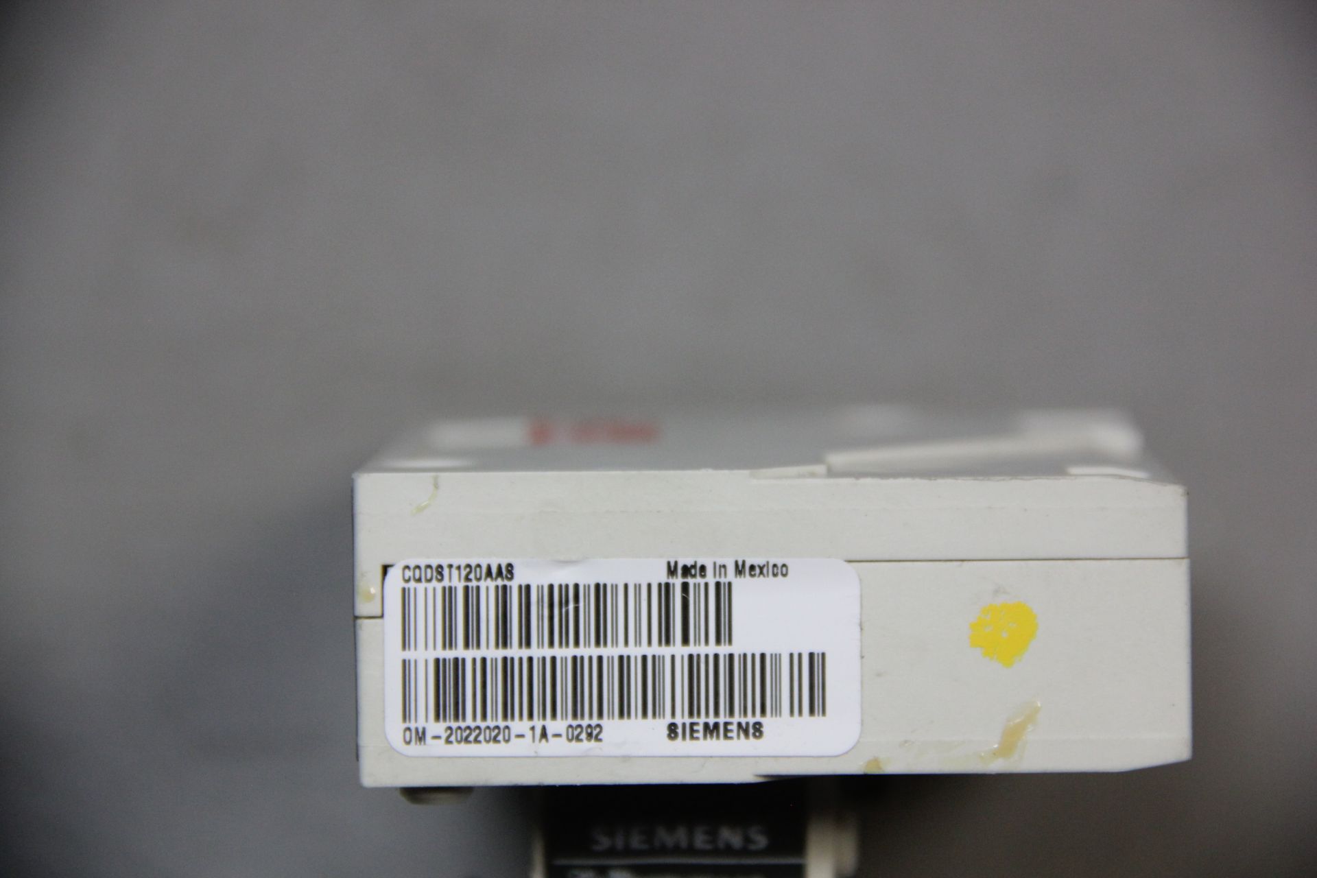 SIEMENS CIRCUIT BREAKER SHUNT TRIP UNIT - Image 5 of 5