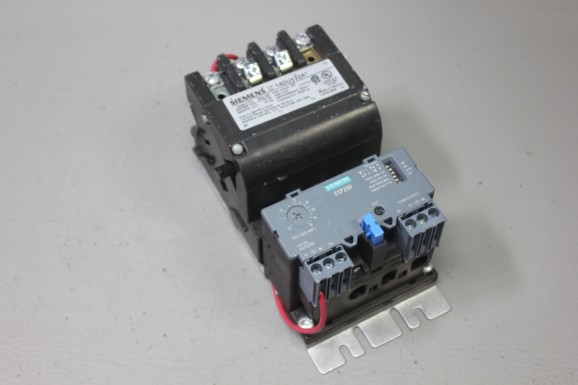 SIEMENS MOTOR STARTER WITH SOLID STATE OVERLOAD RELAY
