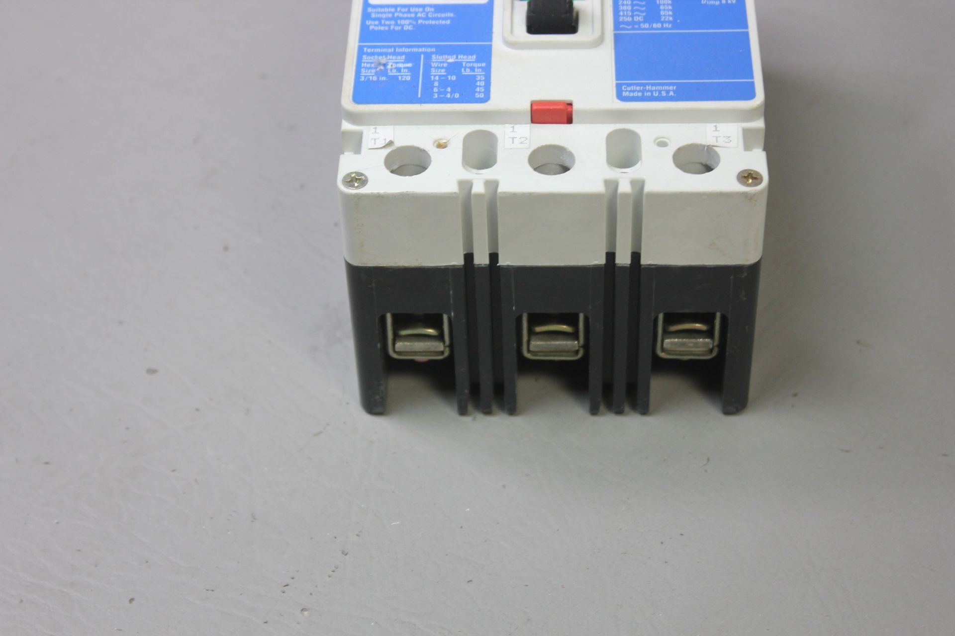 CUTLER HAMMER 60A INDUSTRIAL CIRCUIT BREAKER - Image 2 of 6