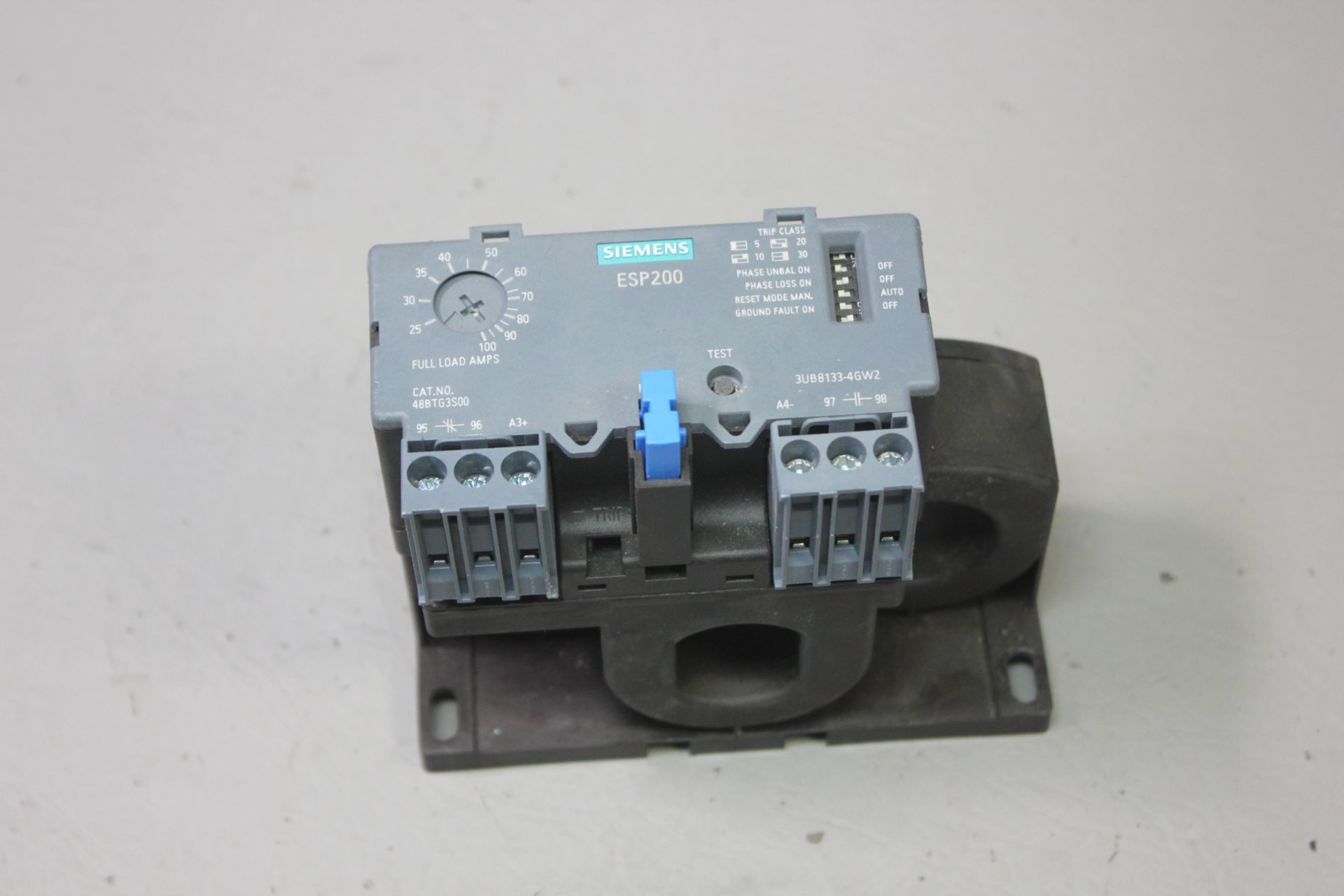 SIEMENS SOLID STATE OVERLOAD RELAY