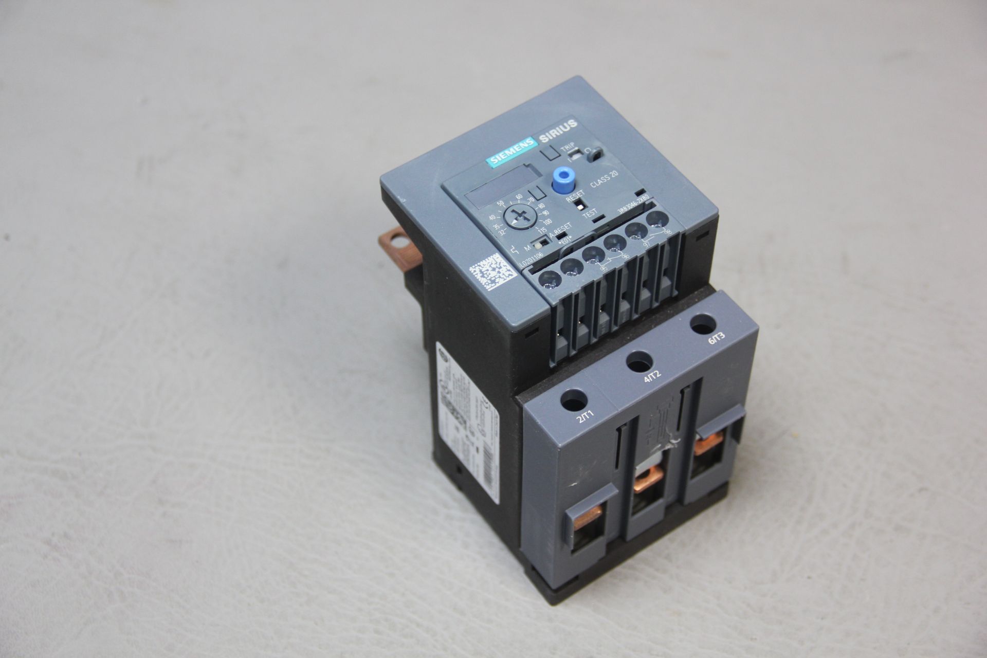 UNUSED SIEMENS OVERLOAD RELAY