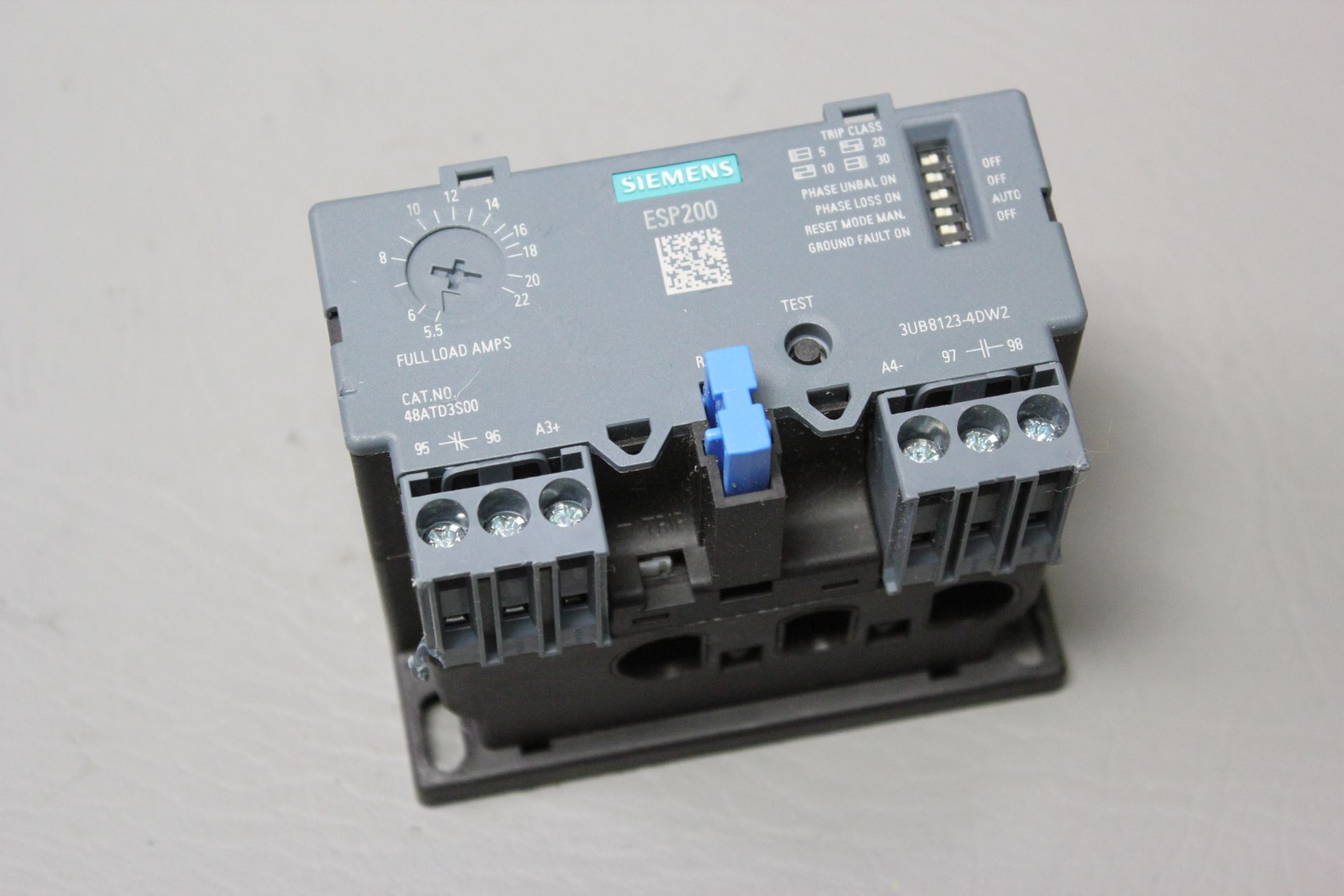 UNUSED SIEMENS SOLID STATE OVERLOAD RELAY