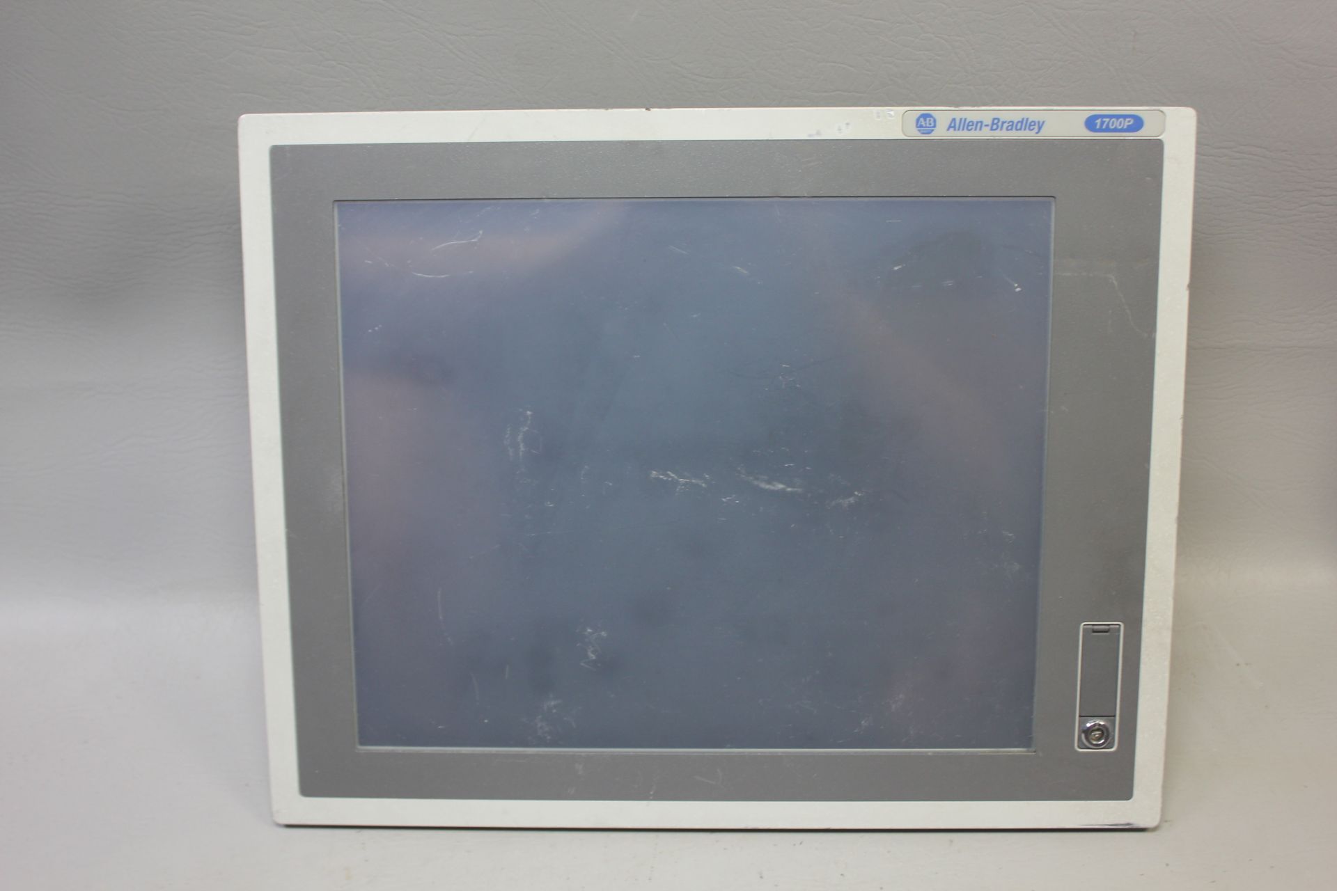 ALLEN BRADLEY 1700P HMI PANEL PC