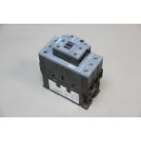 UNUSED SIEMENS POWER CONTACTOR