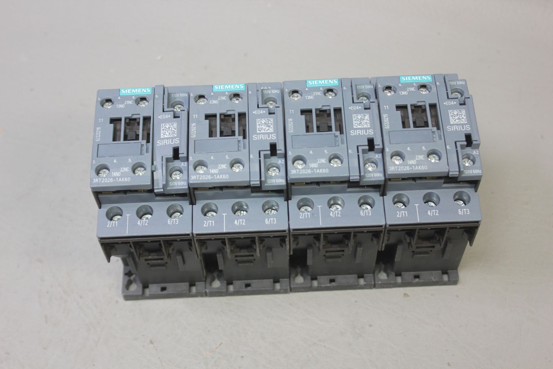 LOT OF 4 SIEMENS CONTACTORS