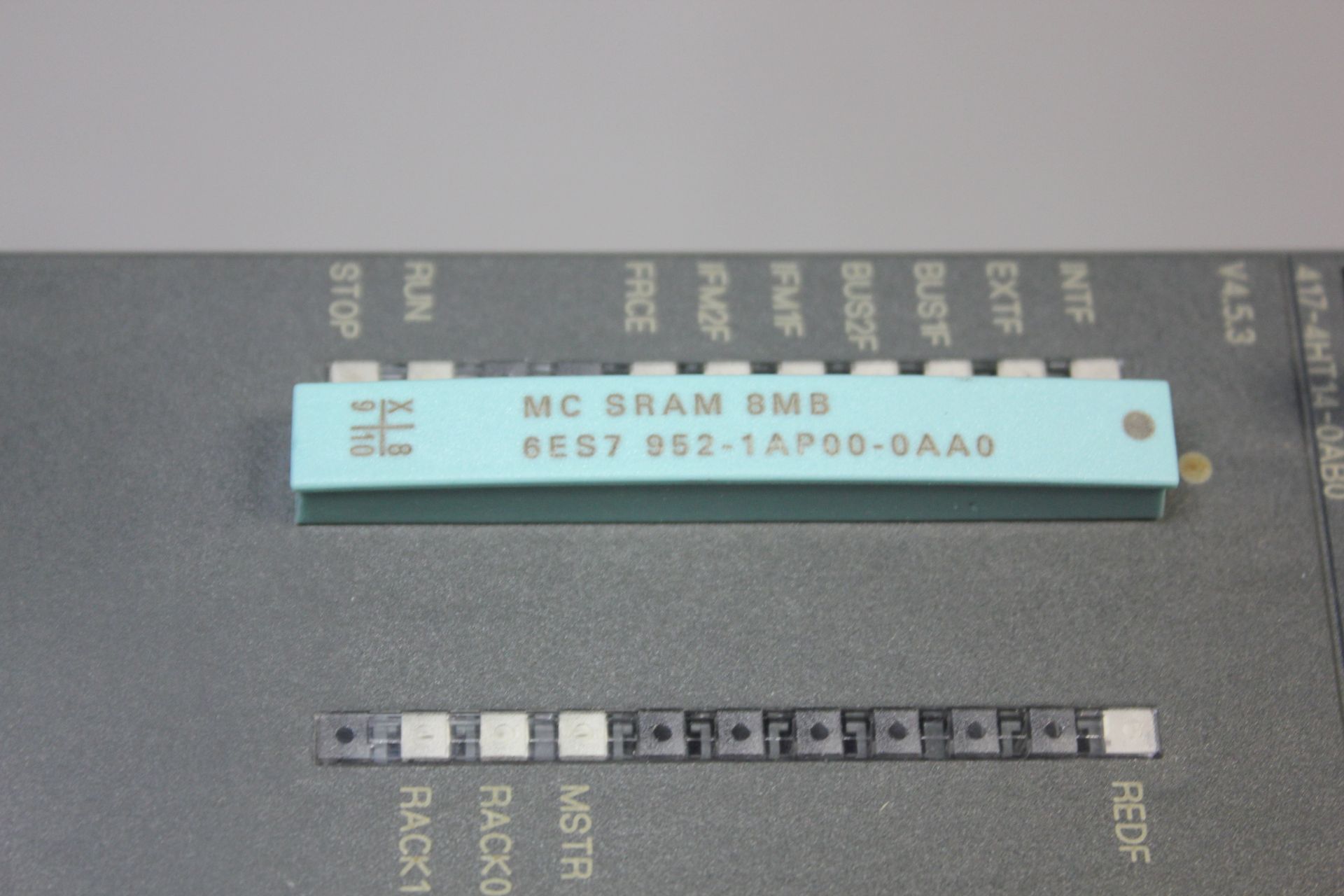SIEMENS SIMATIC S7 CPU 417-4H PLC MODULE W/8MB MEMORY MODULE - Image 4 of 5