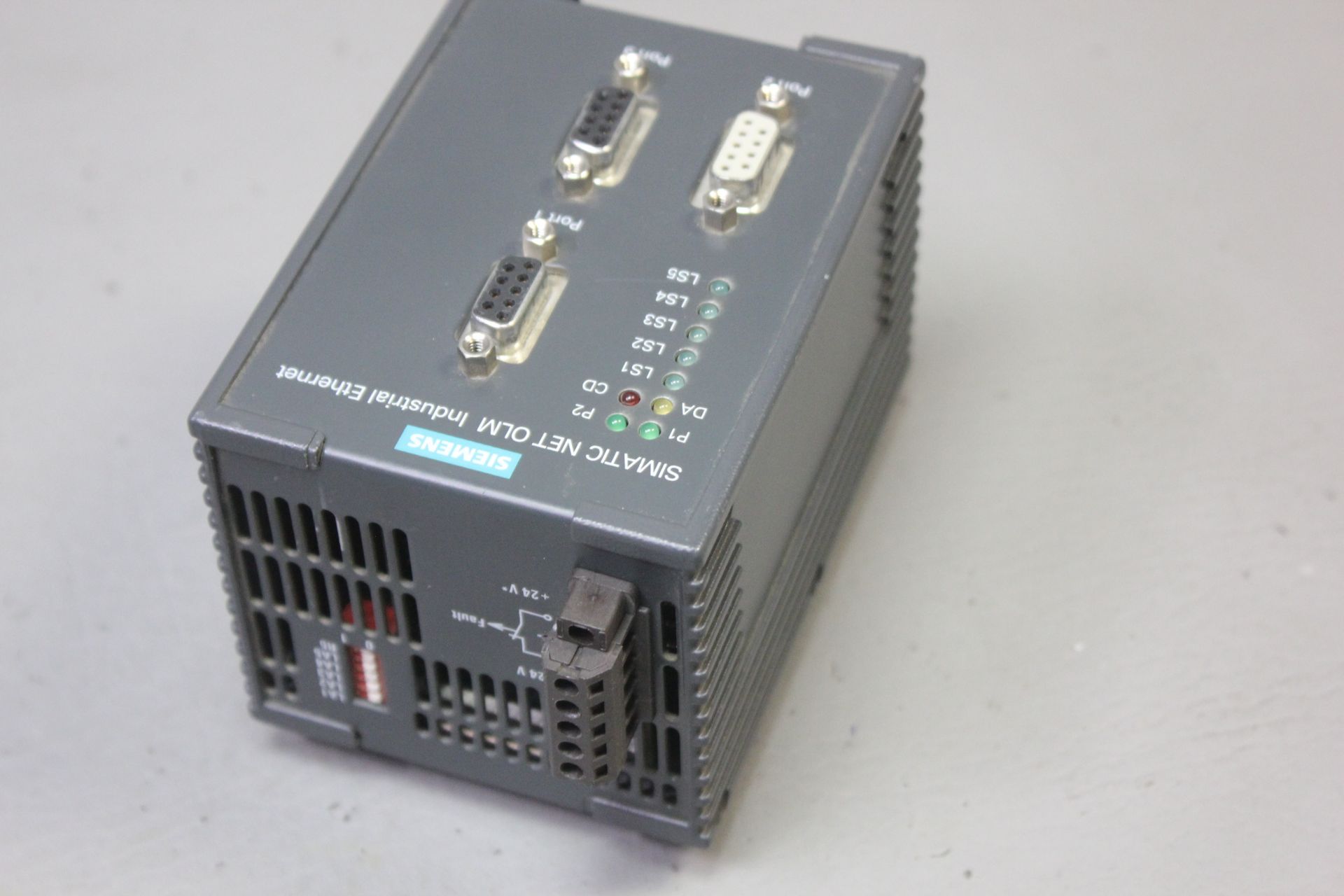 SIEMENS SIMATIC NET OLM INDUSTRIAL ETHERNET MODULE WITH TERMINAL - Image 2 of 5