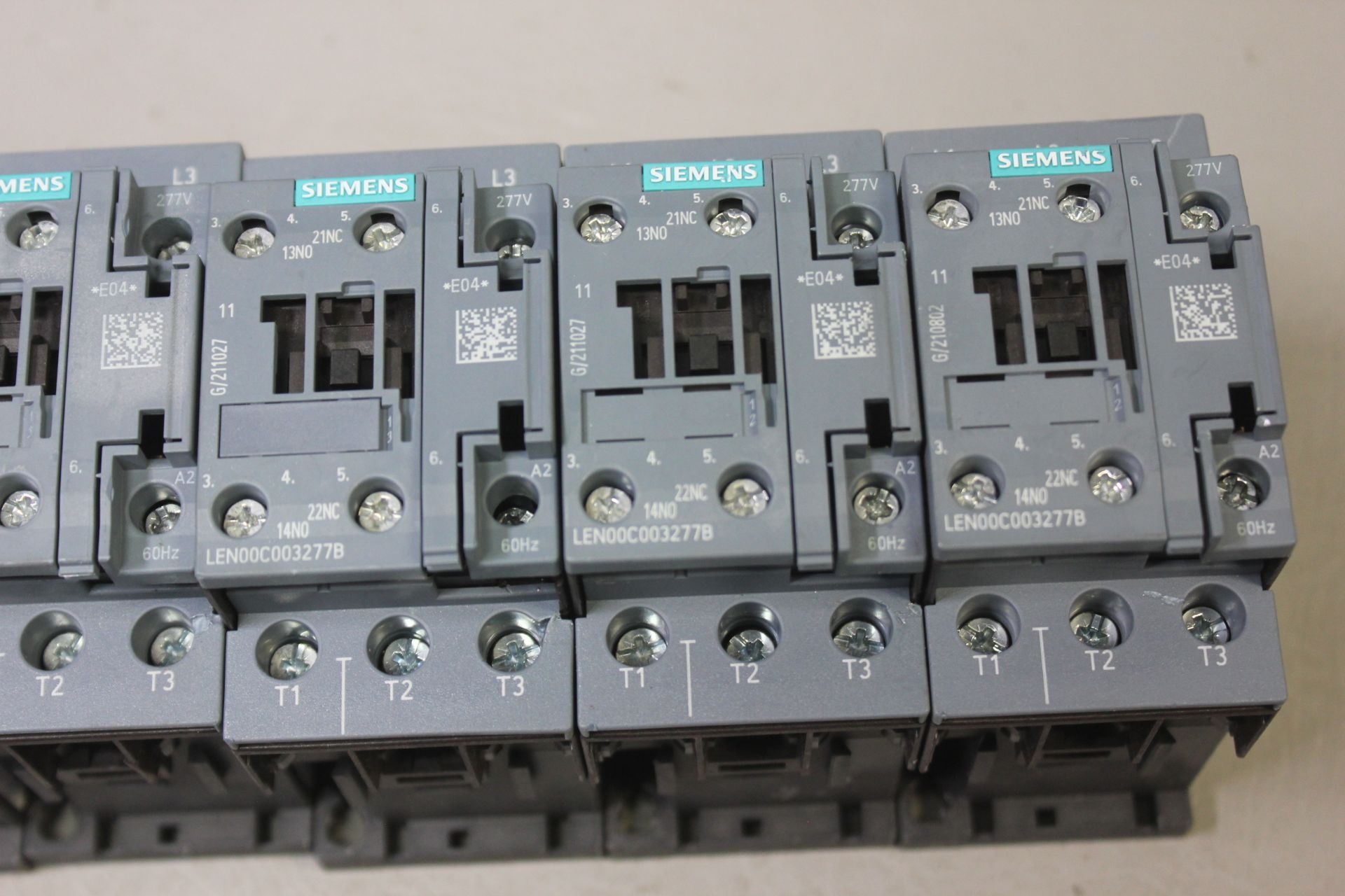 LOT OF 6 SIEMENS LIGHTING CONTACTORS - Image 3 of 5