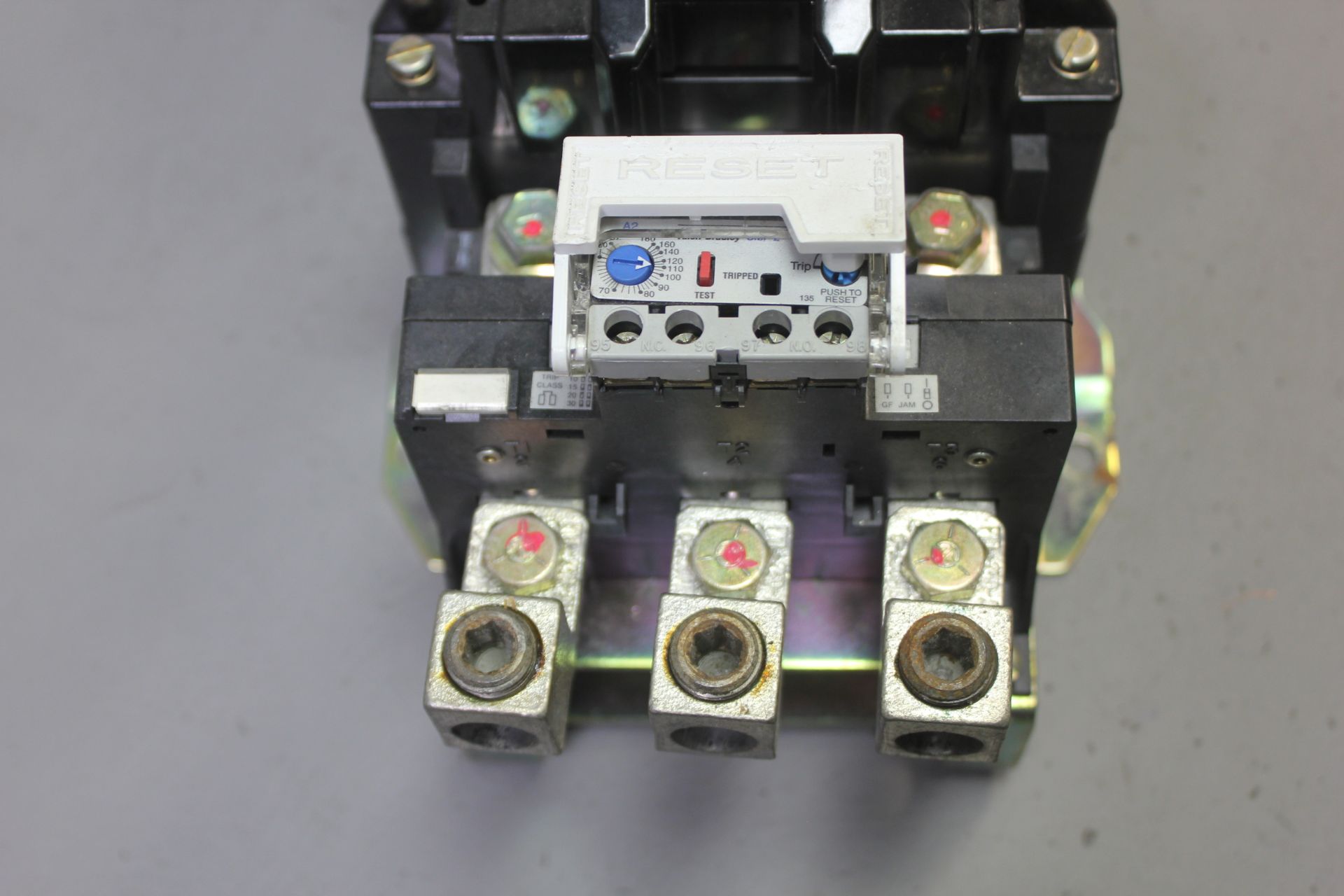 ALLEN BRADLEY SIZE 4 STARTER WITH OVERLOAD RELAY - Image 3 of 7