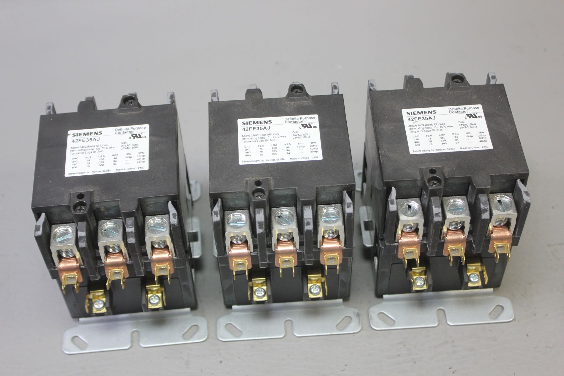 LOT OF 3 UNUSED SIEMENS DEFINITE PURPOSE CONTACTORS