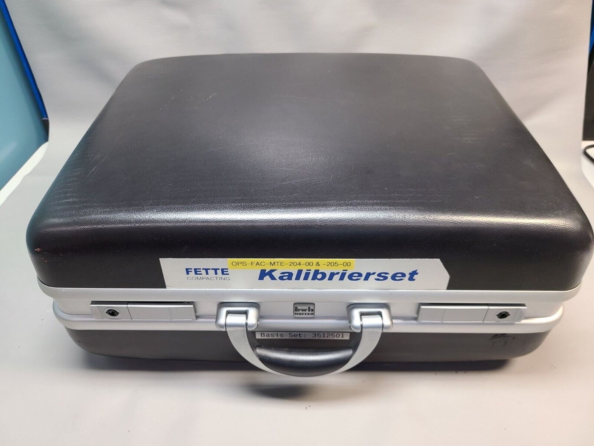 HOTTINGER BALDWIN MOBILE CARRIER FREQUENCY ANALYZER