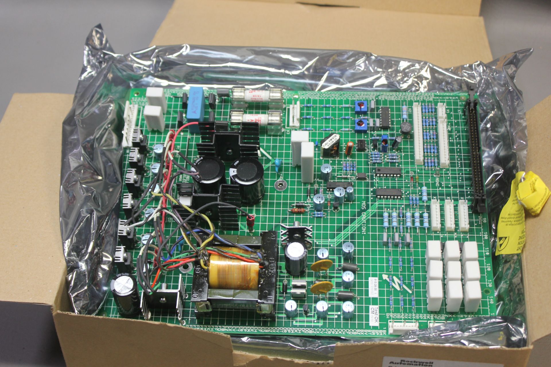 NEW ROCKWELL AUTOMATION AC DRIVE BOARD - Image 4 of 5