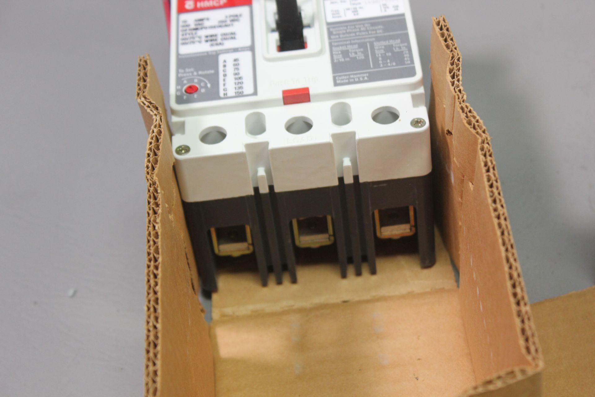 NEW CUTLER HAMMER 15A MOTOR CIRCUIT PROTECTOR - Image 6 of 6