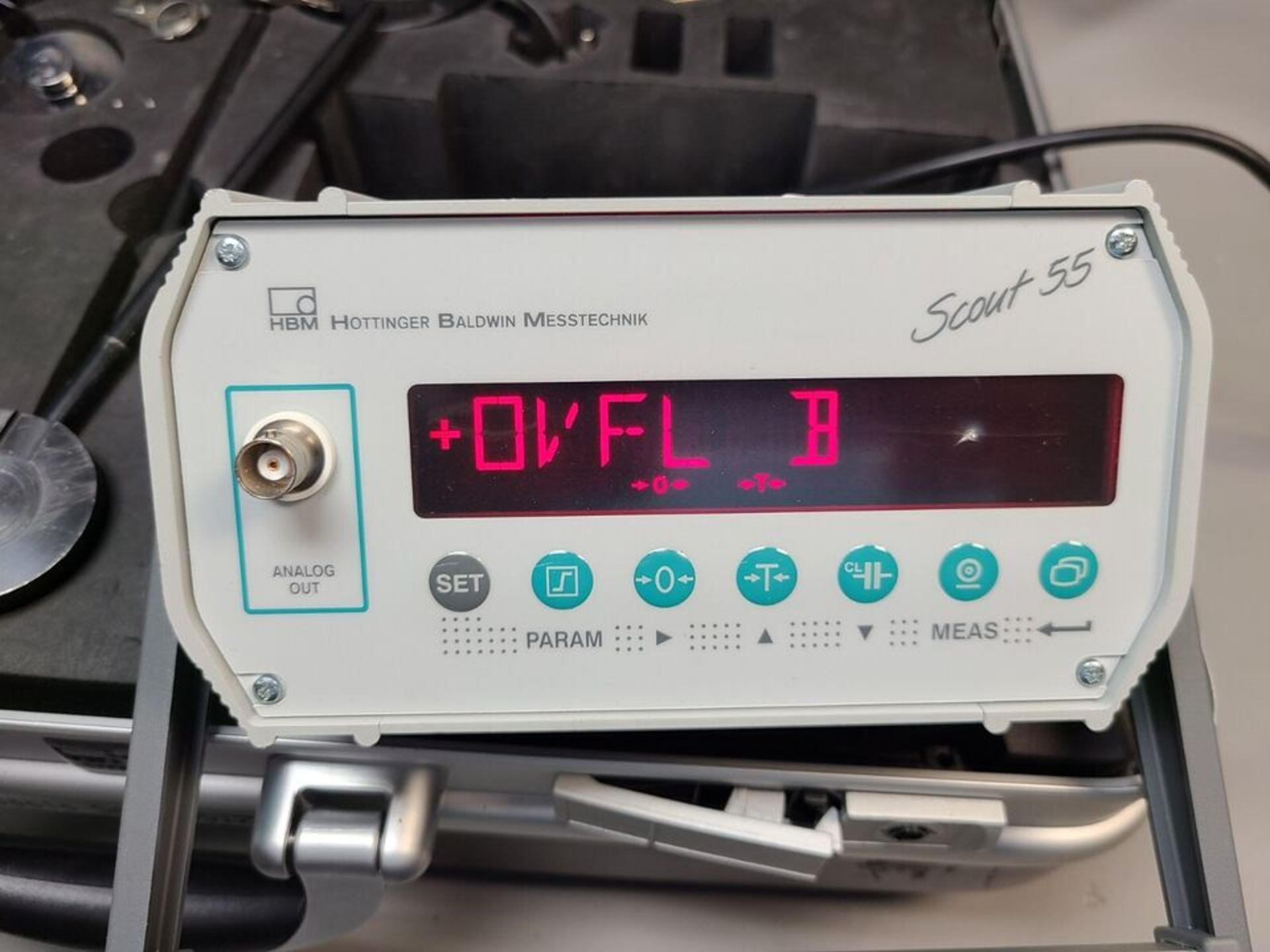 HOTTINGER BALDWIN MOBILE CARRIER FREQUENCY ANALYZER - Image 6 of 12