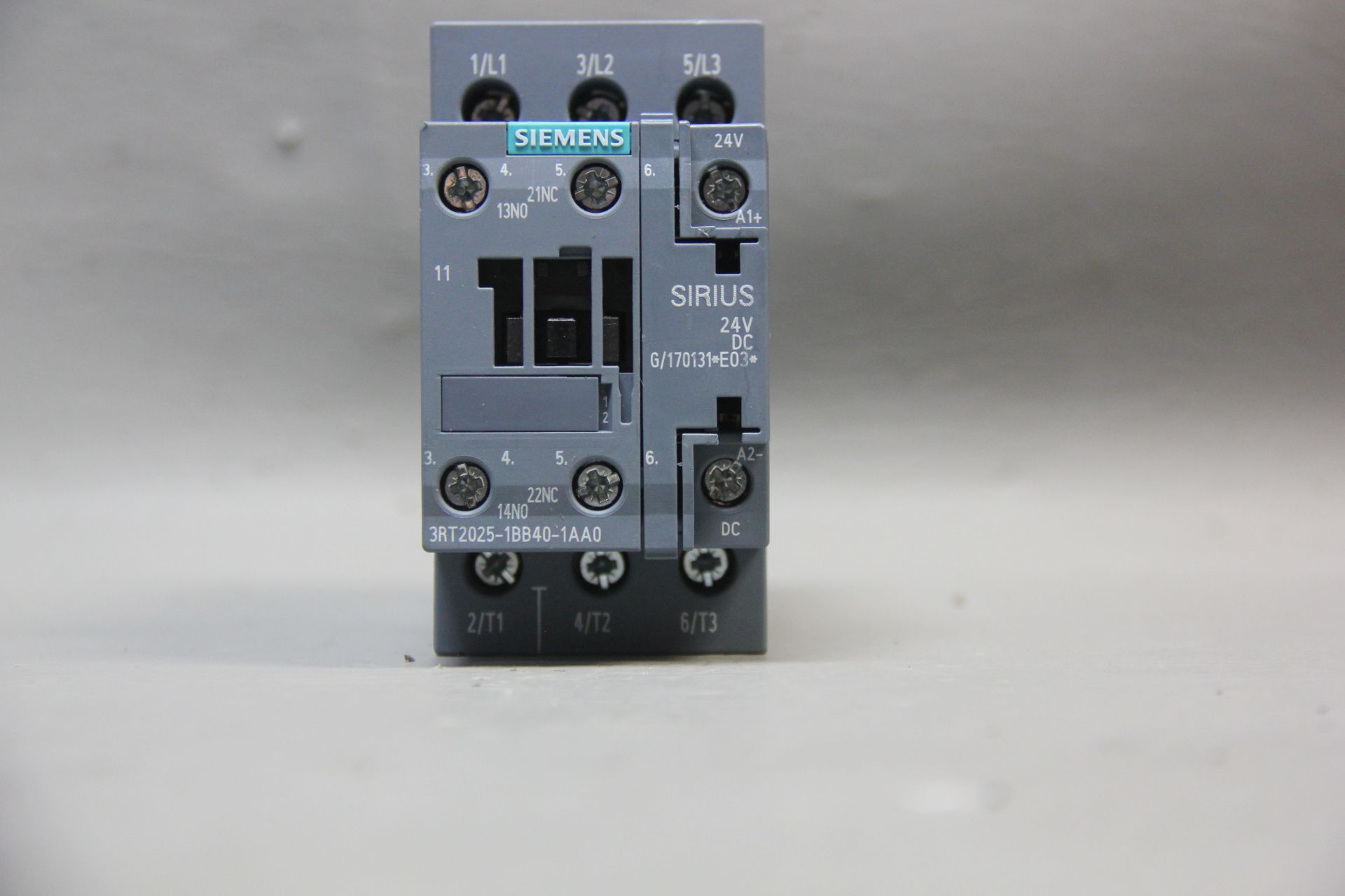 UNUSED SIEMENS POWER CONTACTOR - Image 3 of 3