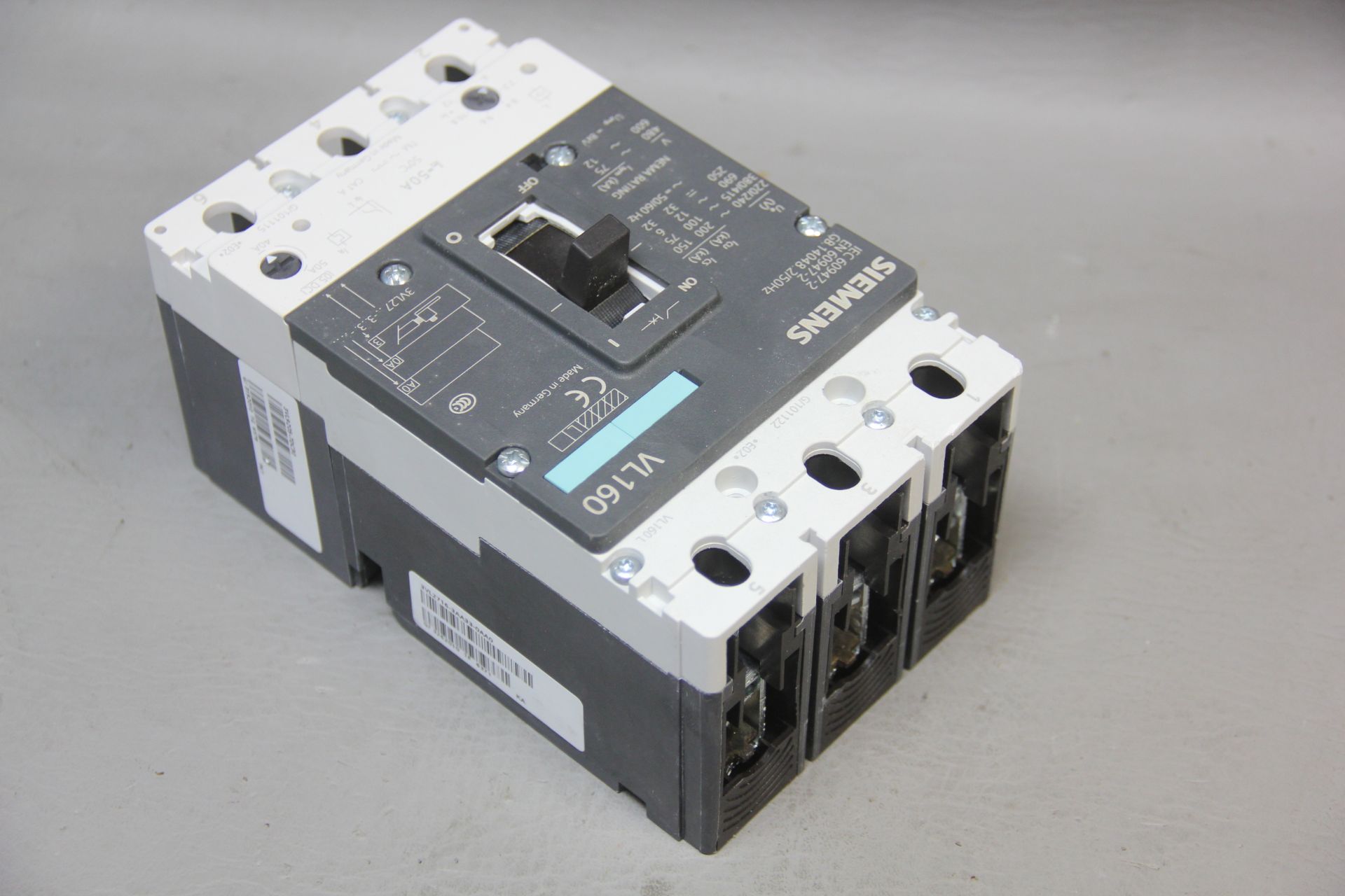 UNUSED SIEMENS VL160 CIRCUIT BREAKER WITH TRIP UNIT - Image 2 of 8