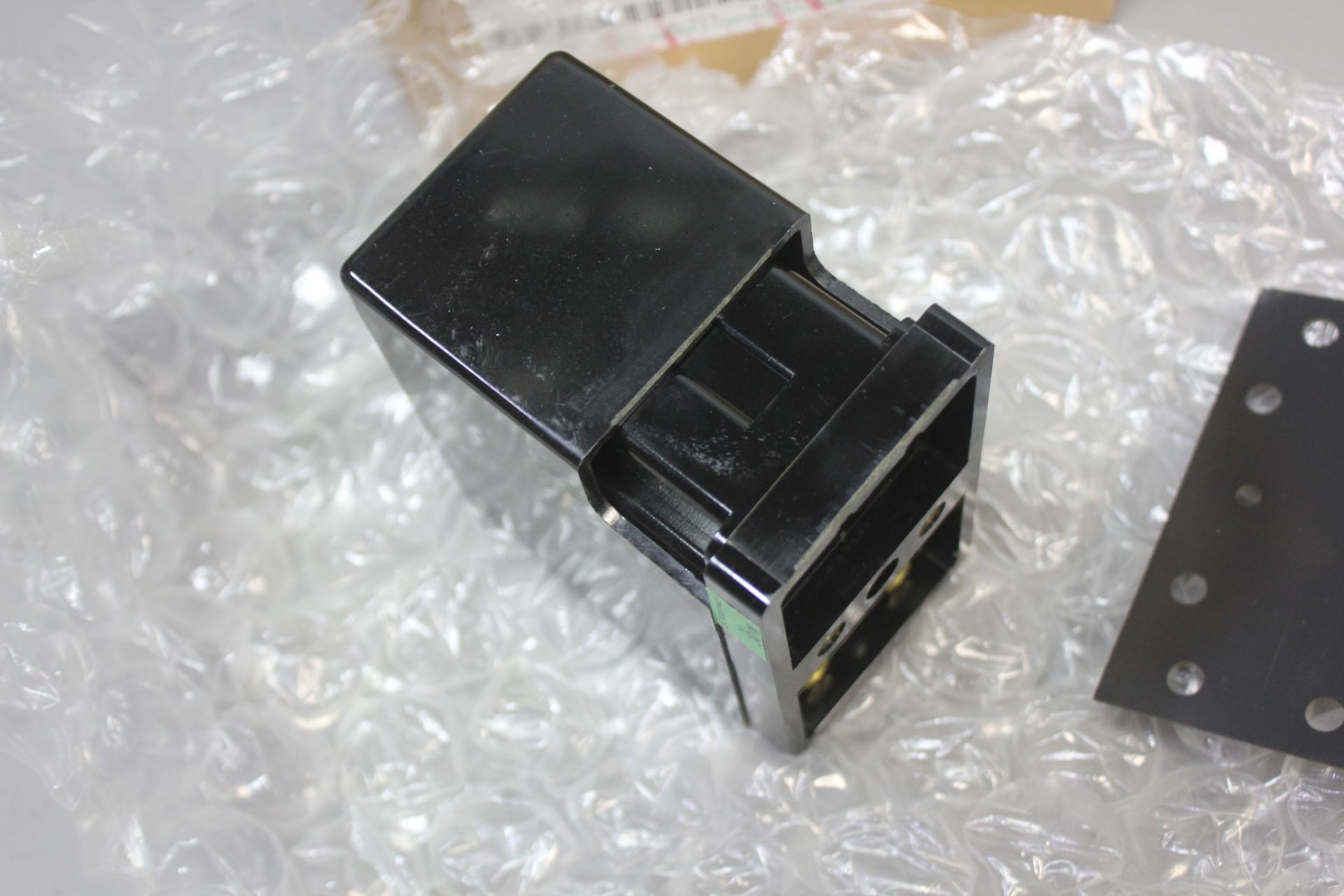 NEW GE AUXILIARY RELAY - Image 4 of 8