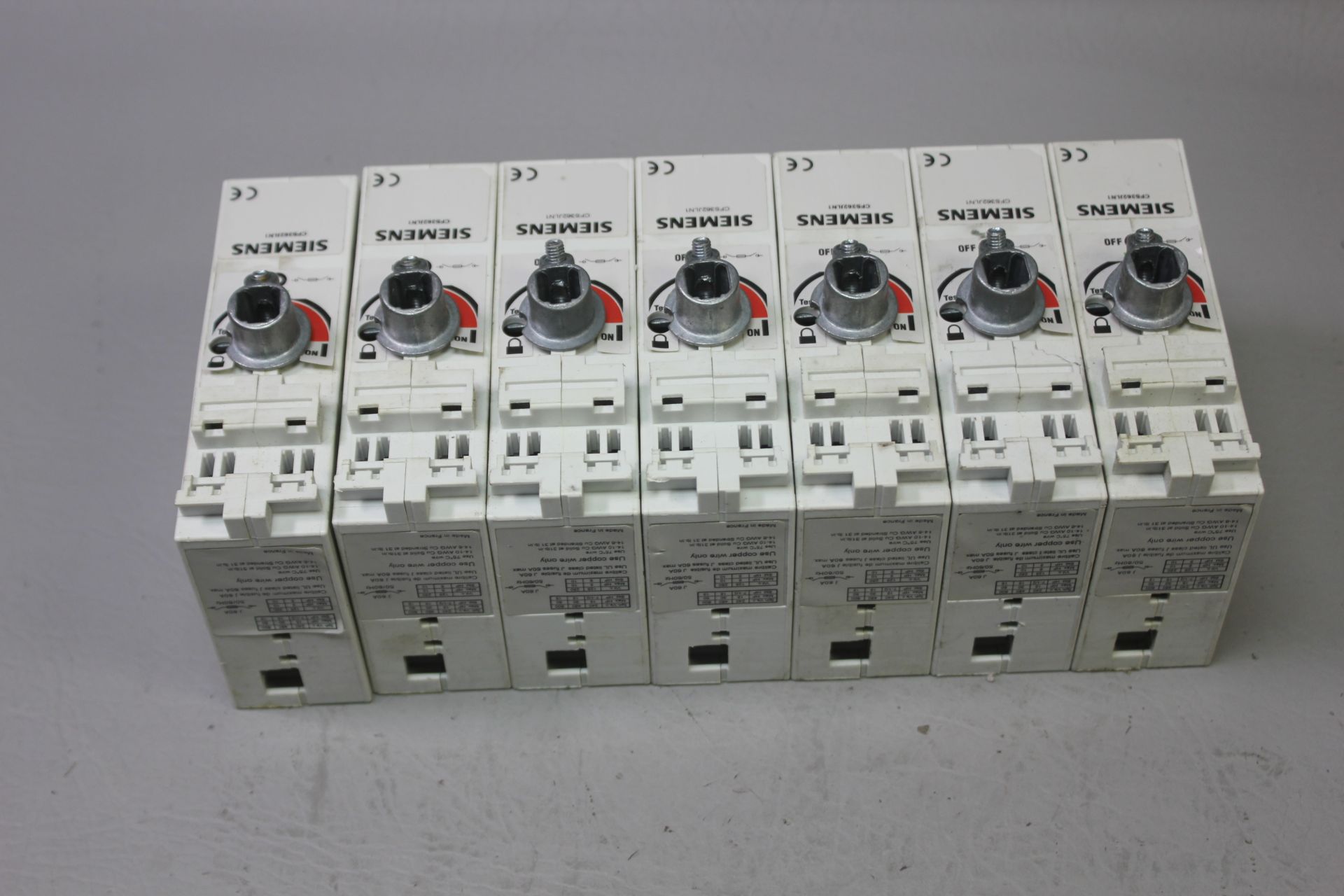 LOT OF 7 SIEMENS DISCONNECT SWITCHES - Image 2 of 4