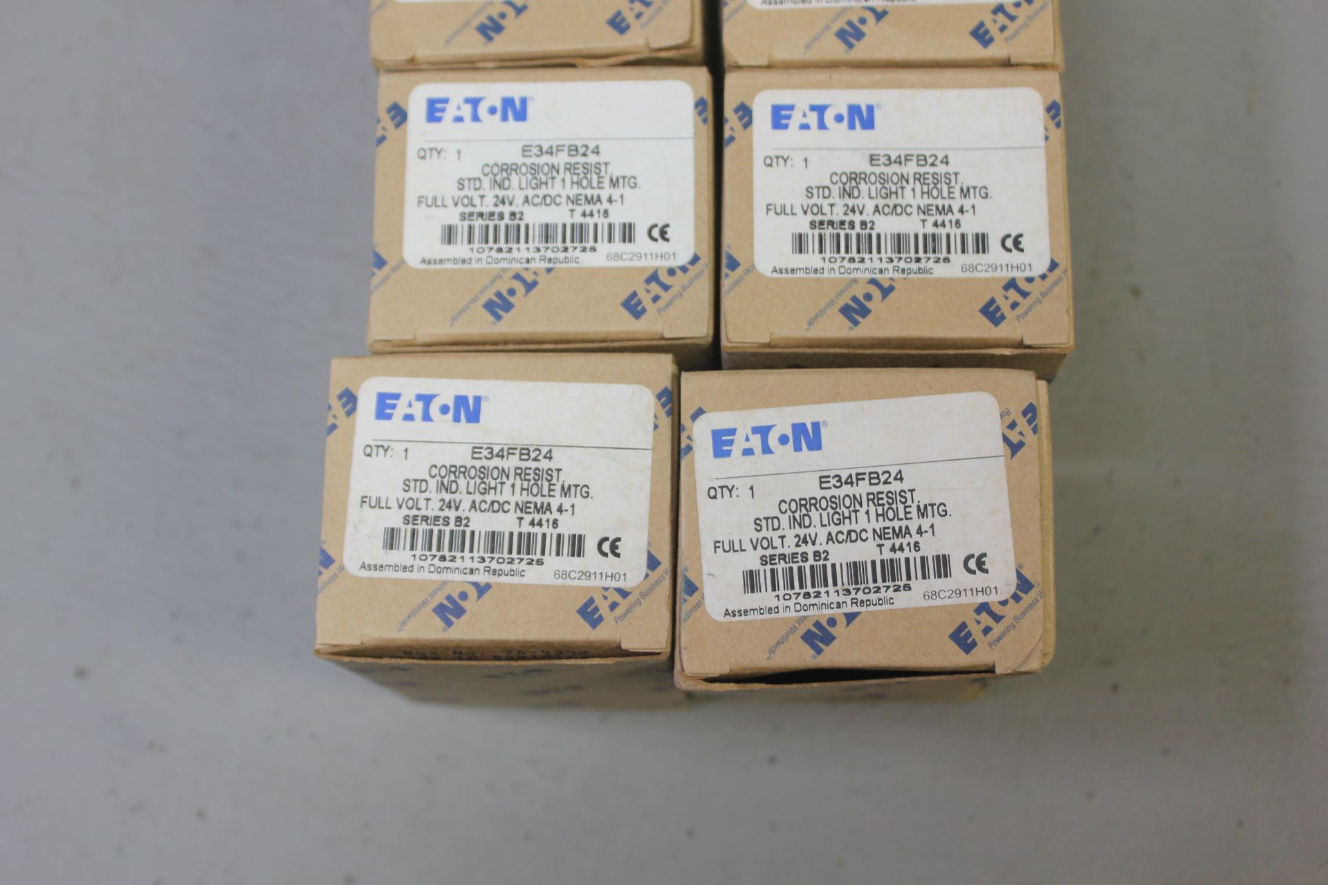 LOT OF 8 NEW EATON CORROSION RESISTANT PUSHBUTTONS - Image 3 of 6