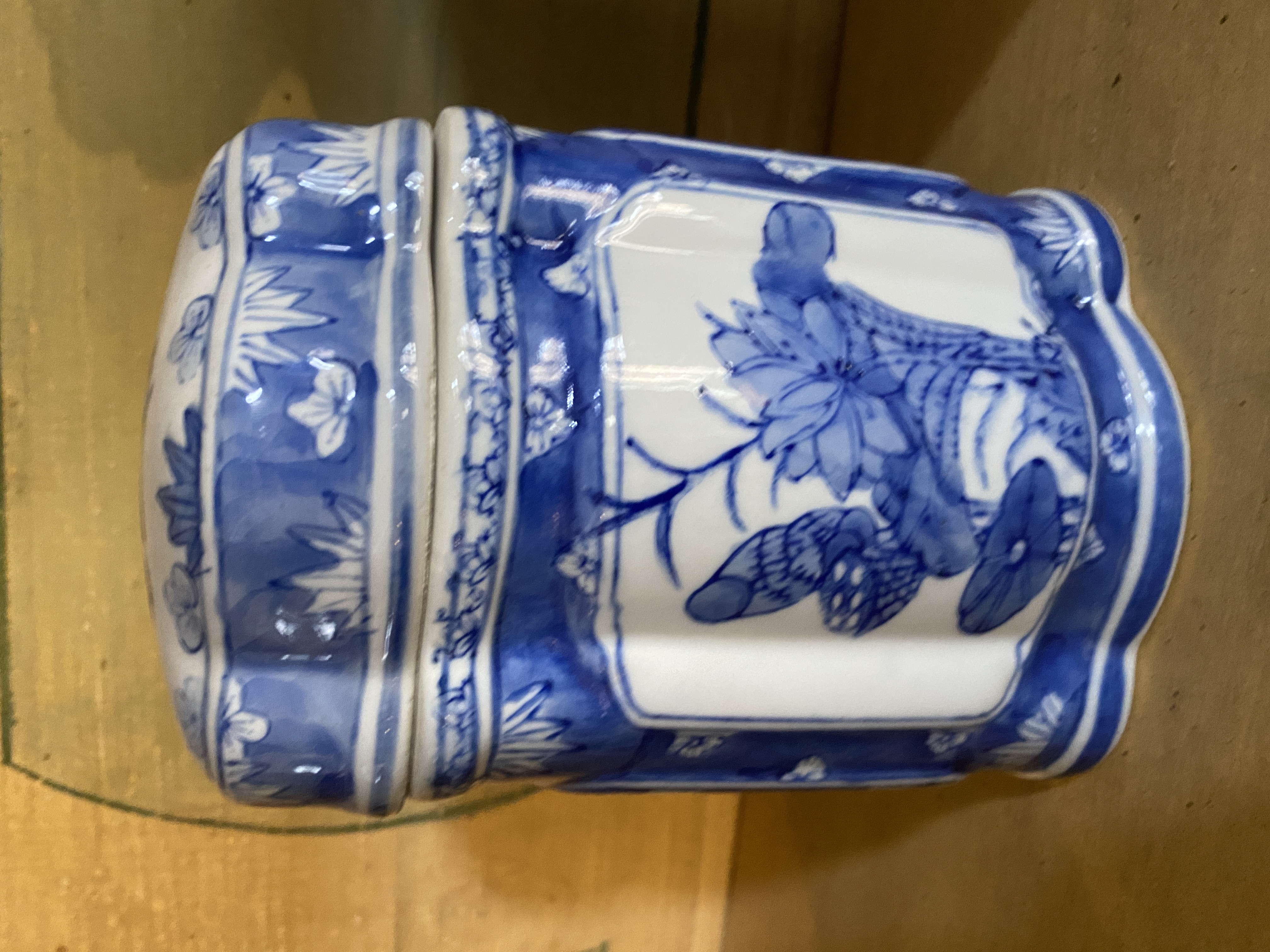 A late 19th century Cantonese tea pot, a pair of blue and white jars and covers, a Doulton vase, a t - Image 10 of 56