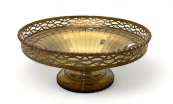 A silver pierced edge fretted dish, Adie Brothers Ltd, Birmingham, 1946