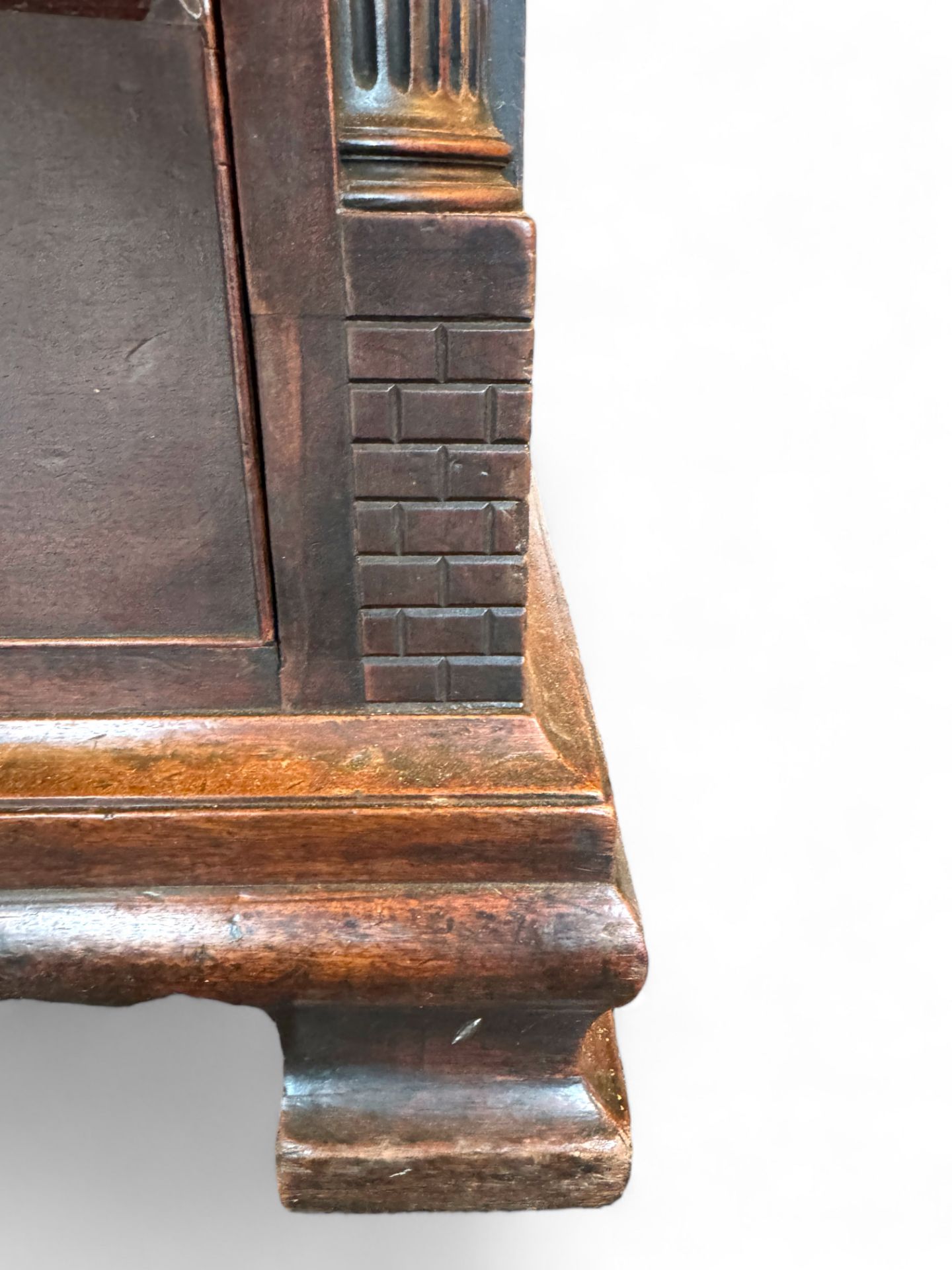 A George III mahogany carved bureau - Image 2 of 5