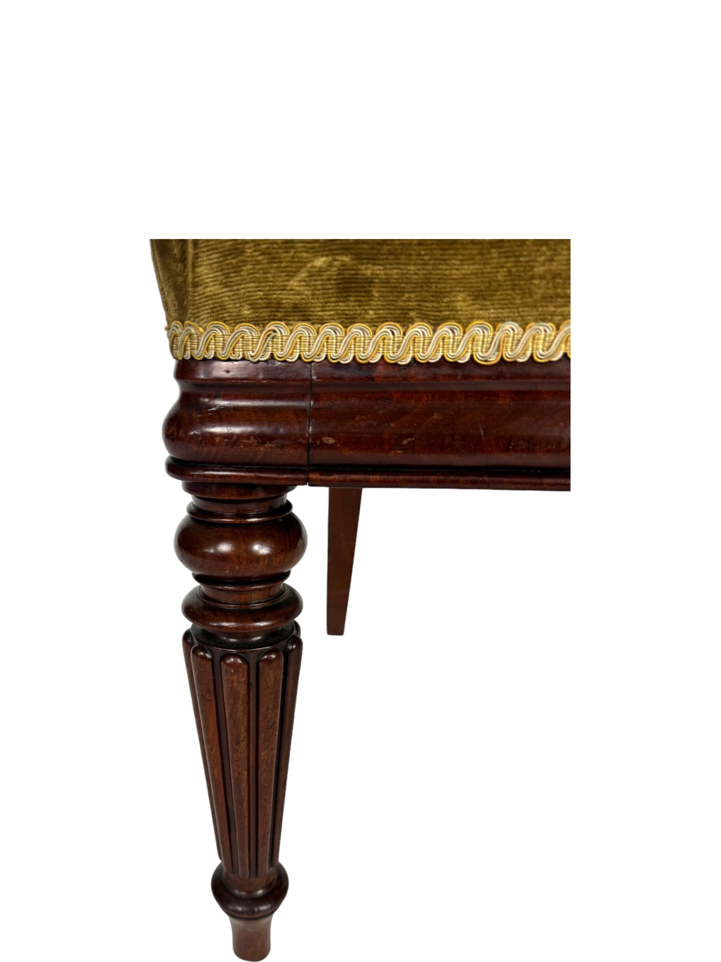 A George IV mahogany dining chair attributed to Gillows - Image 4 of 6