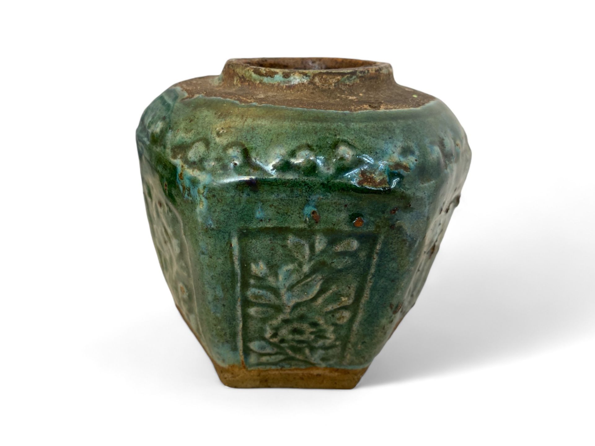 A quantity of Asian ceramics - Image 8 of 31