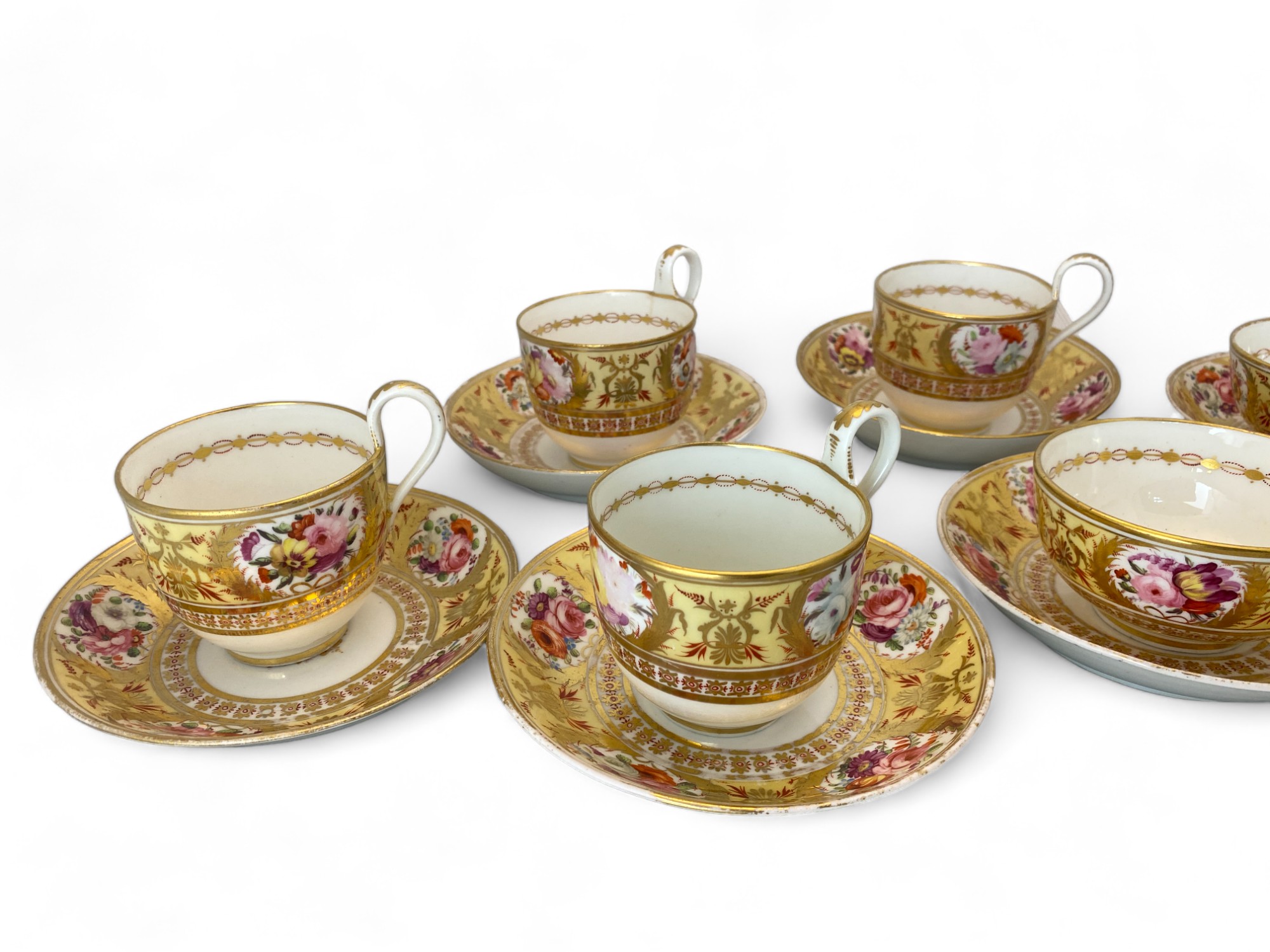 An early 19th century Coalport floral decorated part tea service - Image 3 of 10