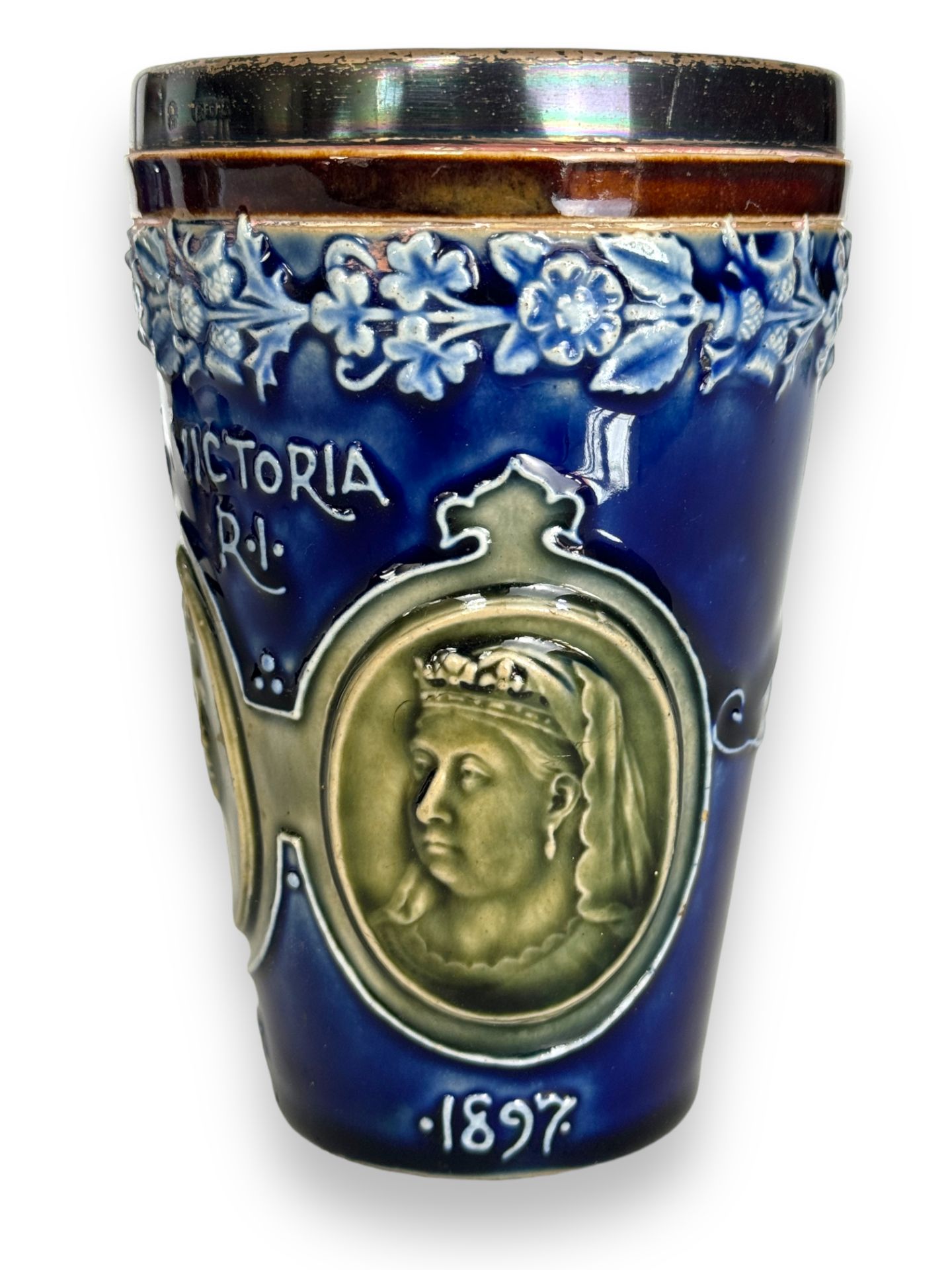 A Royal Doulton Queen Victoria diamond jubilee commemorative silver rimmed jug and a pair of matchin - Image 2 of 6