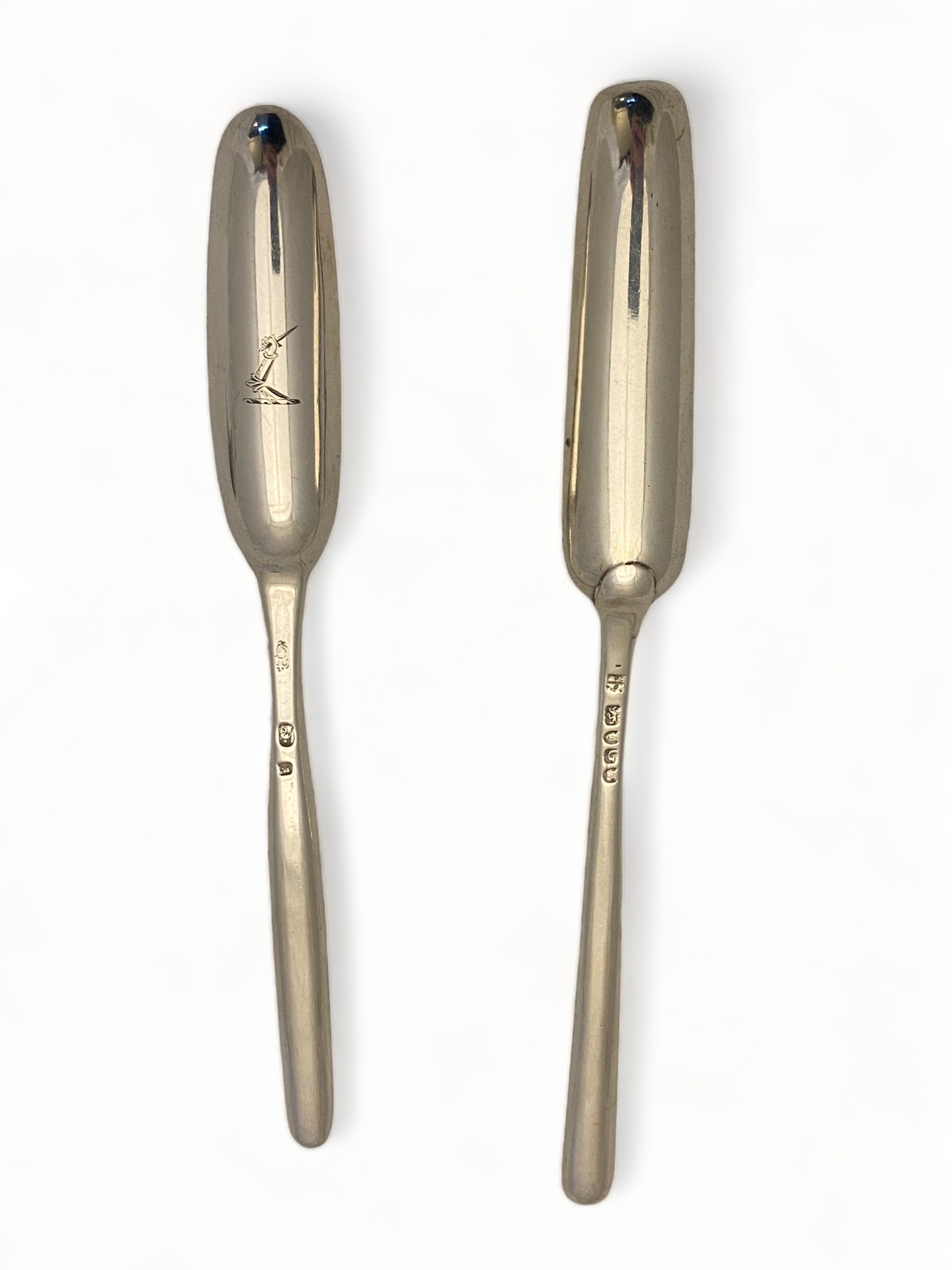 A George III Irish silver marrow scoop, Dublin, circa 1790, a George III Irish silver sauce ladle, D - Image 3 of 5