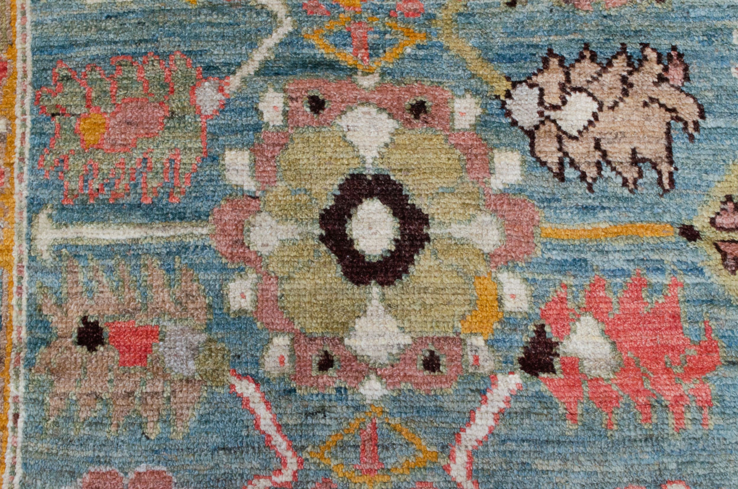 A Ushak carpet - Image 7 of 8