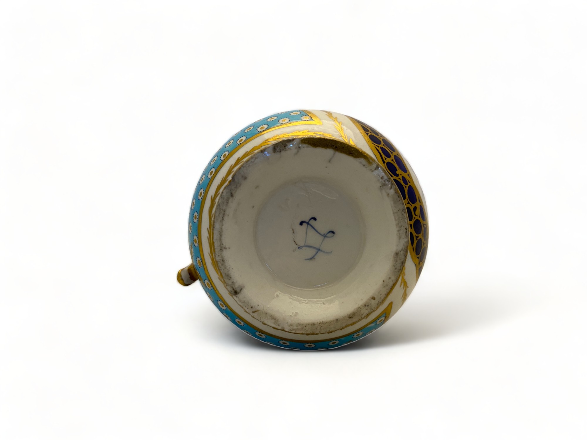 A Sèvres bleu céleste water jug and cover (pot a l'eau, fourth size), 18th century - Image 9 of 9