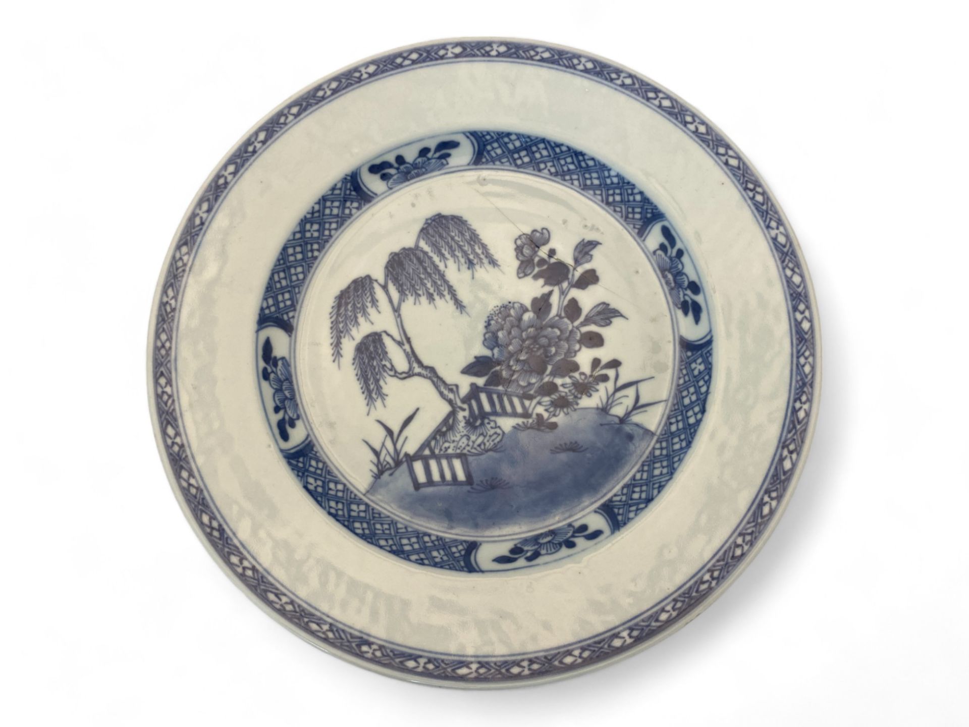 A 19th century Chinese blue and white peony pattern plate and a 19th century Chinese willow pattern - Image 3 of 6