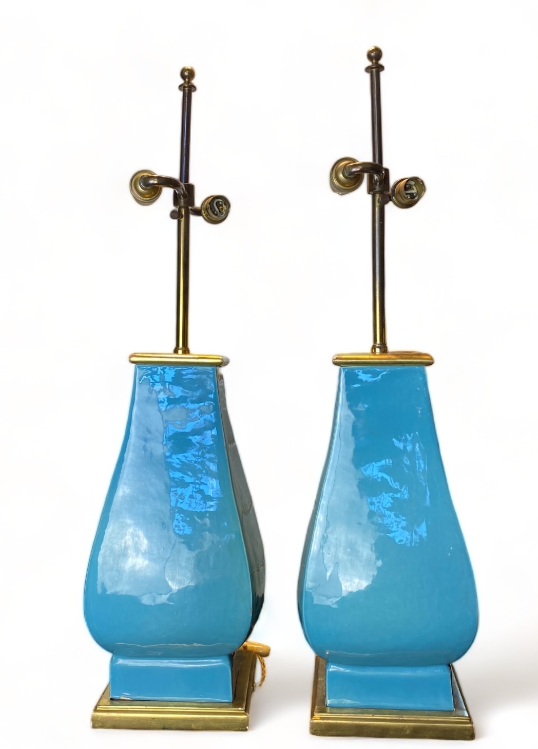 A pair of Mallets 20th century light blue ceramic twin-light table lamps - Image 2 of 6