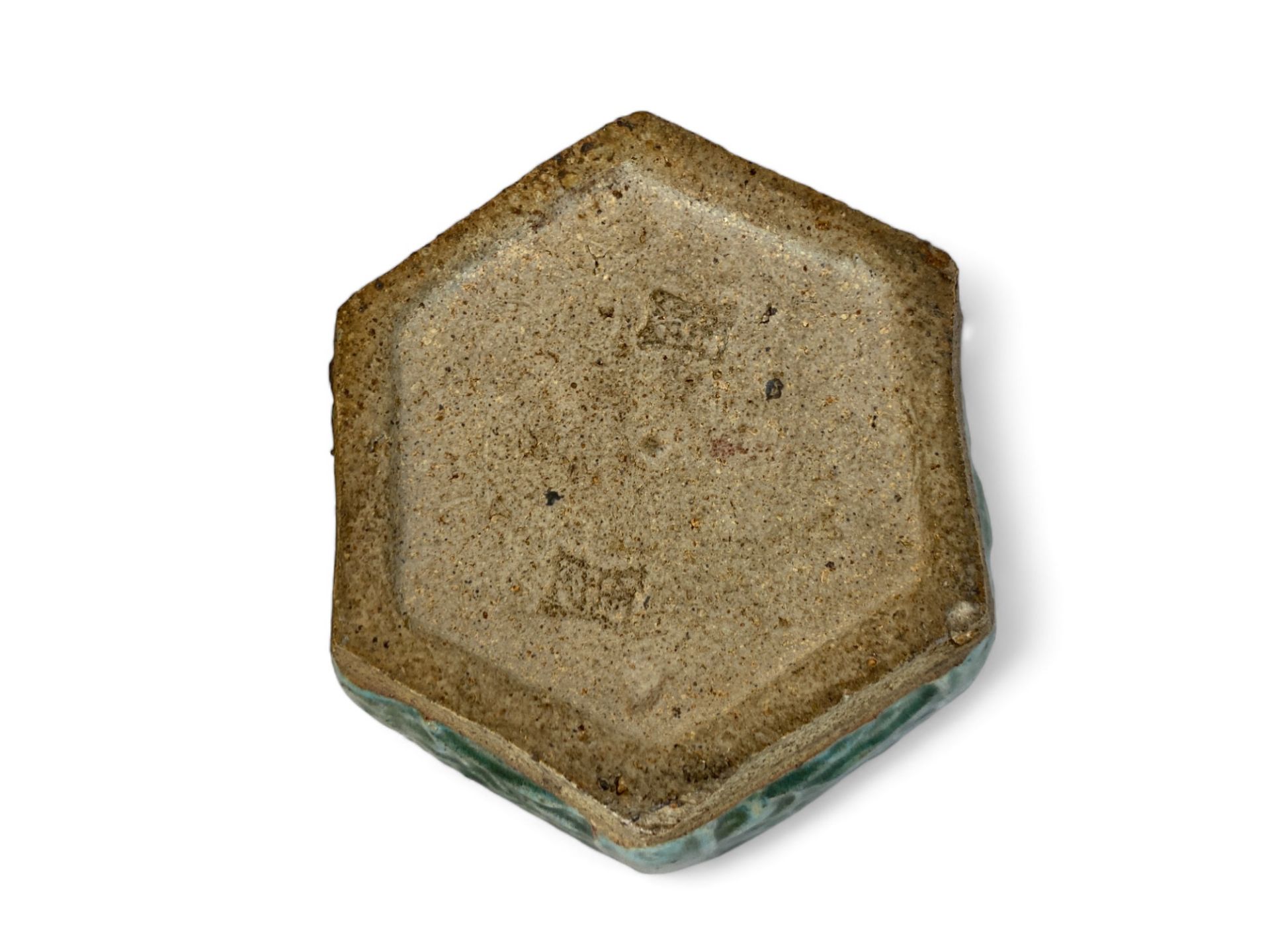 A quantity of Asian ceramics - Image 11 of 31
