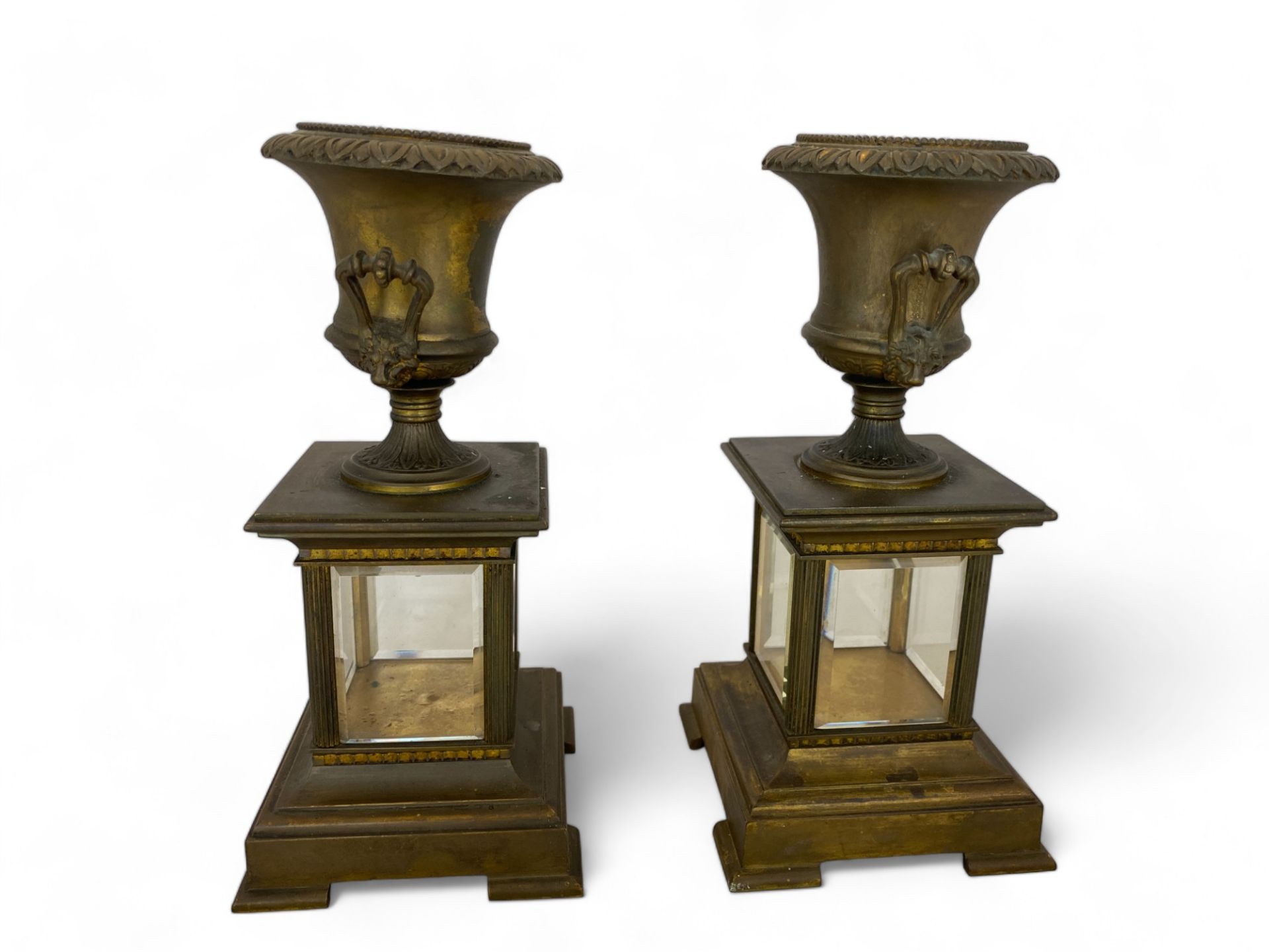 A pair of 19th century gilt bronze chimney ornaments - Image 10 of 12