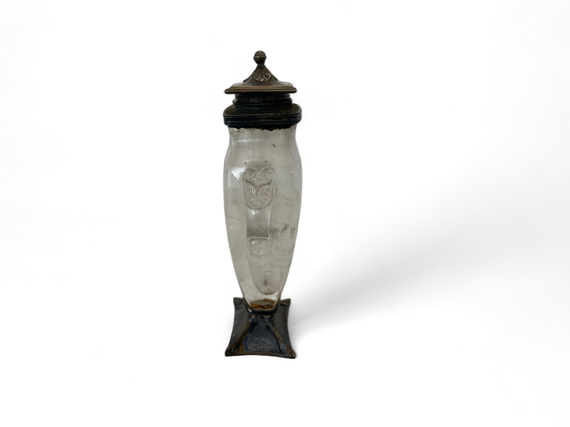 A late 19th century Chinese rock crystal silver mounted scent bottle - Image 2 of 11