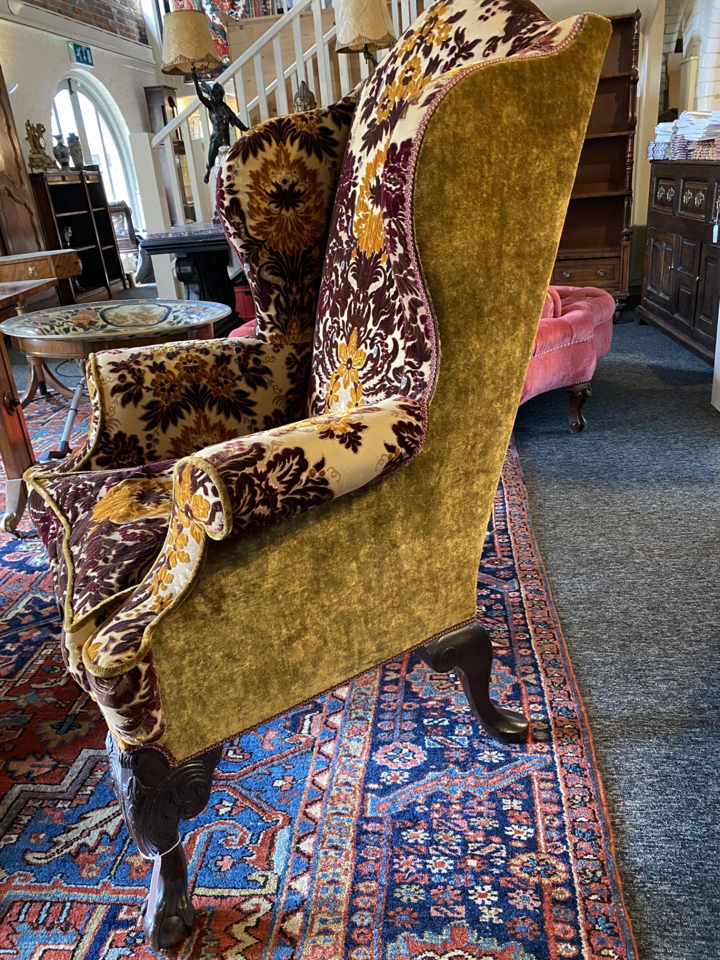 A George II style carved mahogany wing arm chair - Image 12 of 22