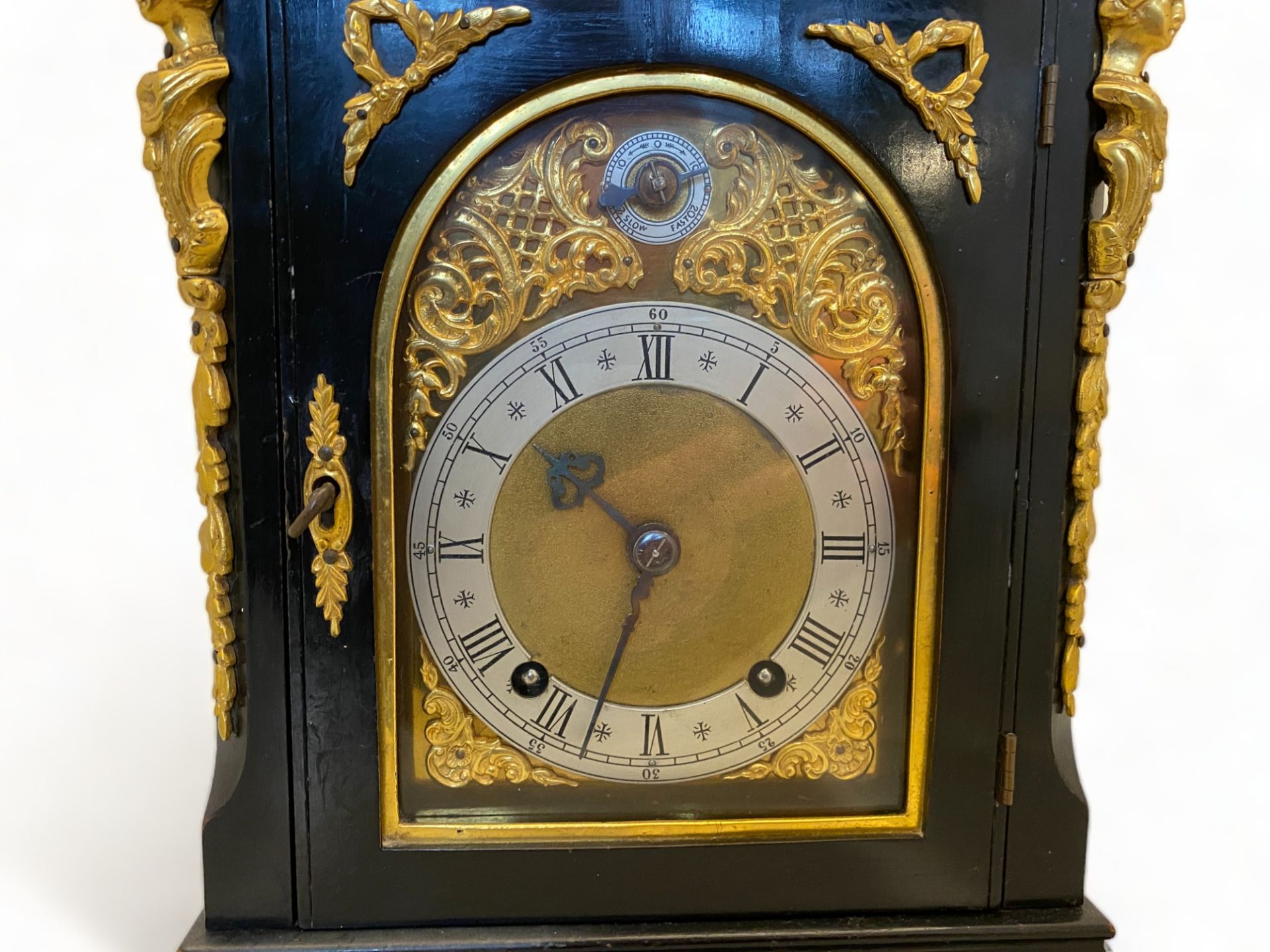 A late 19th century German ebonised and gilt metal mounted bracket clock and bracket by Winterhalder - Image 4 of 9