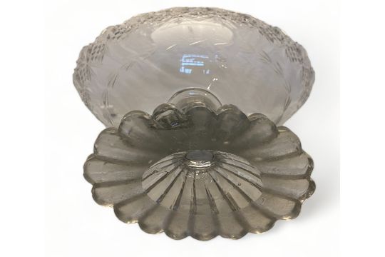 An Irish Waterford cut glass helmet shaped centrepiece, circa 1800 - Image 6 of 6