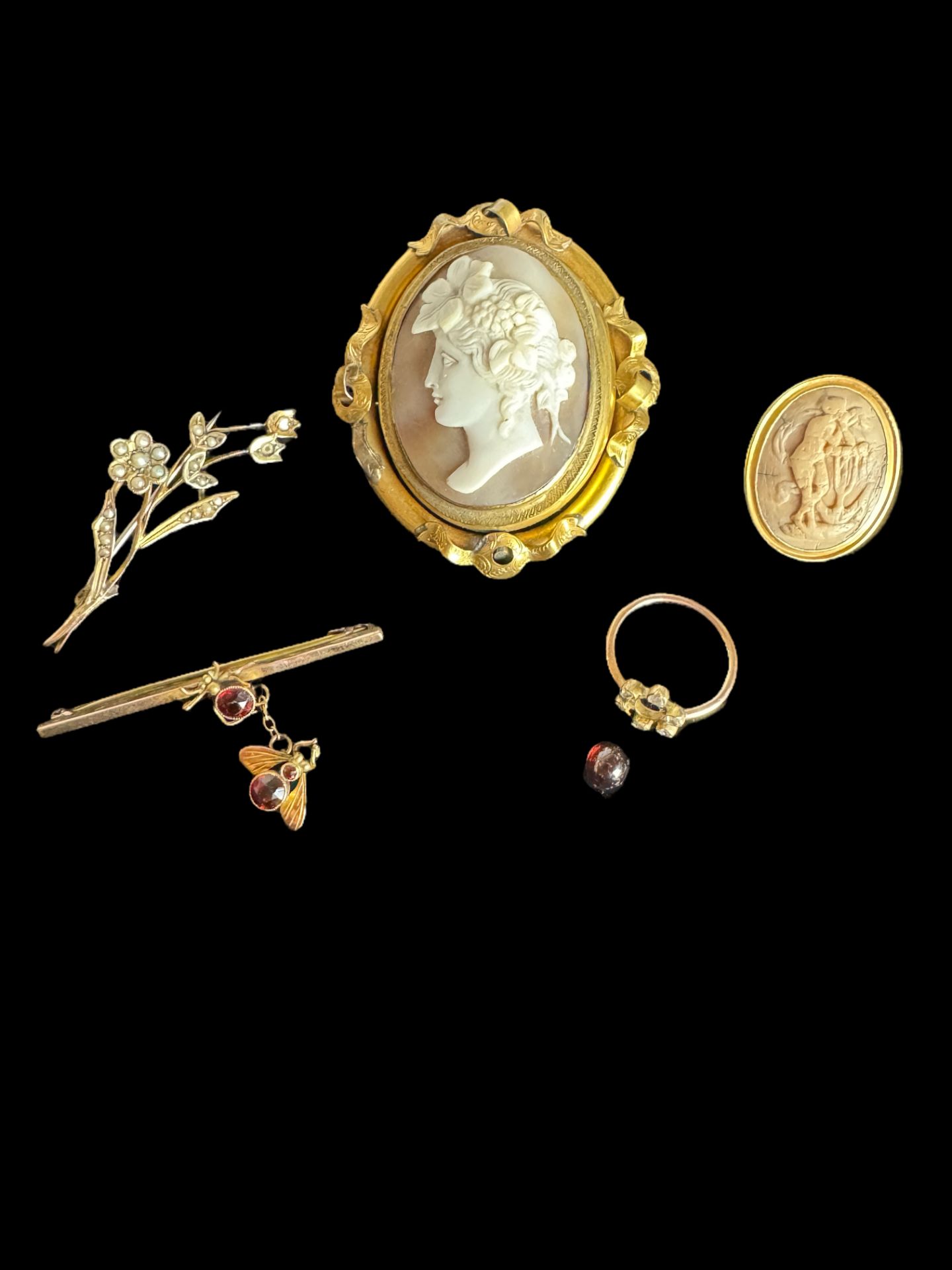 A small group antique jewellery