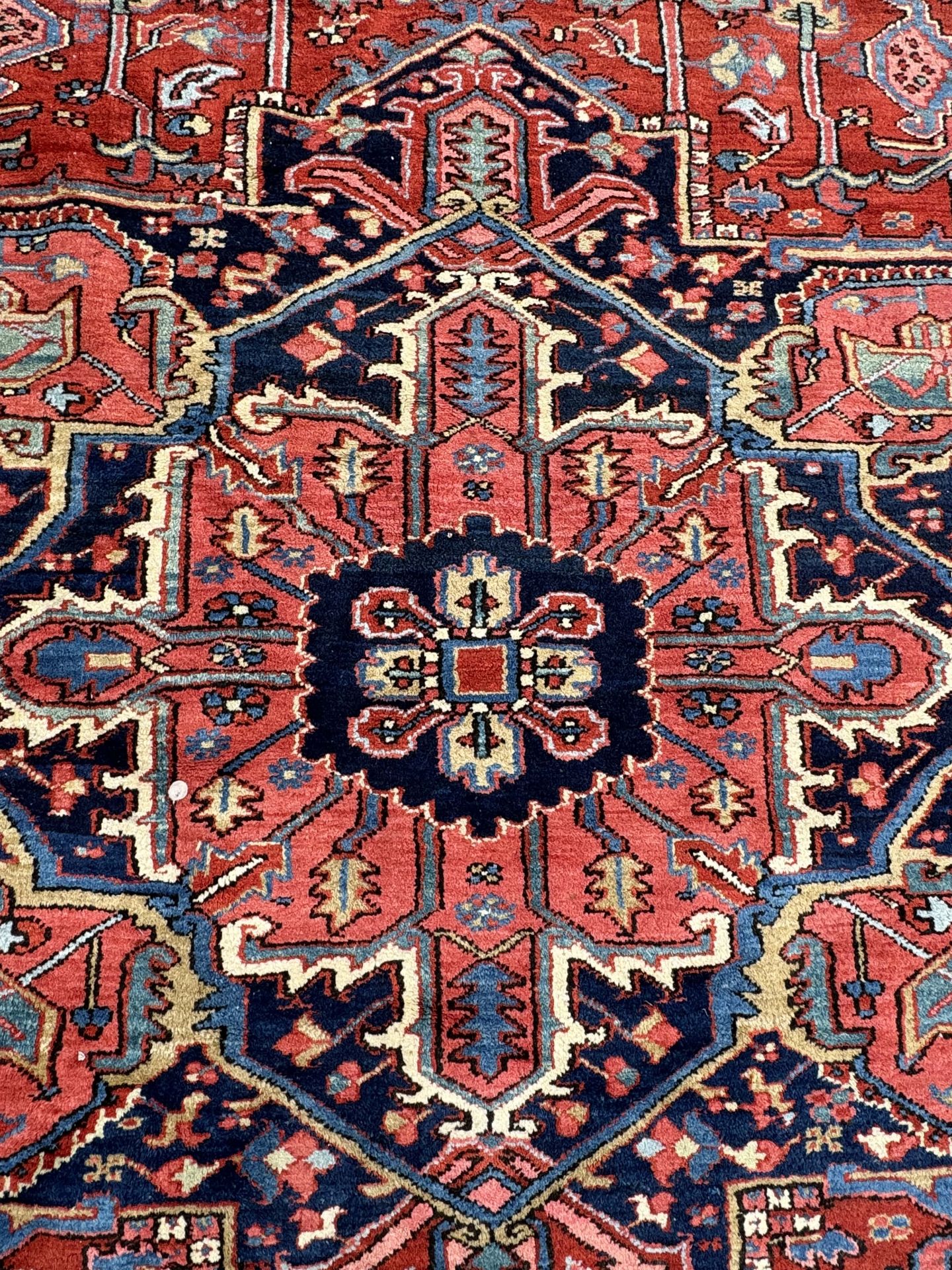 A Heriz carpet, North West Persia, circa 1920 - Image 5 of 8