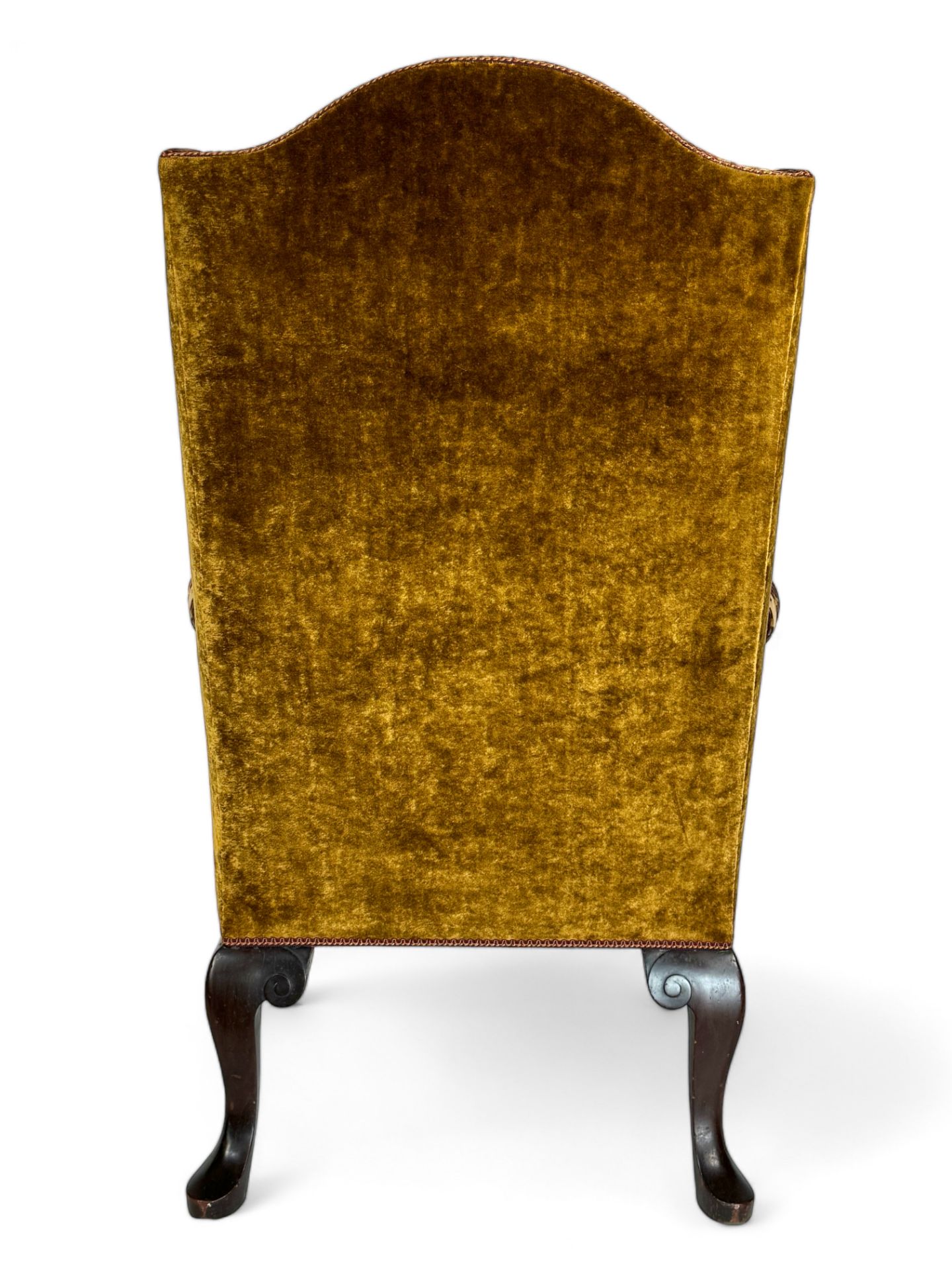 A George II style carved mahogany wing arm chair - Image 5 of 22