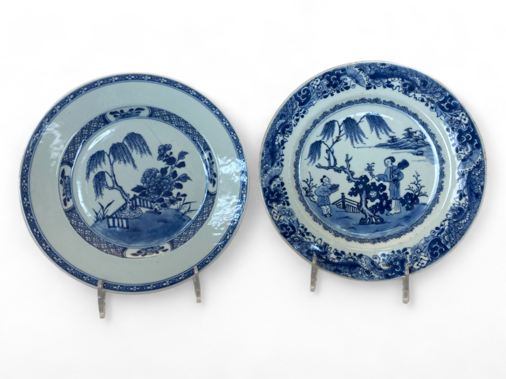 A 19th century Chinese blue and white peony pattern plate and a 19th century Chinese willow pattern - Image 2 of 6