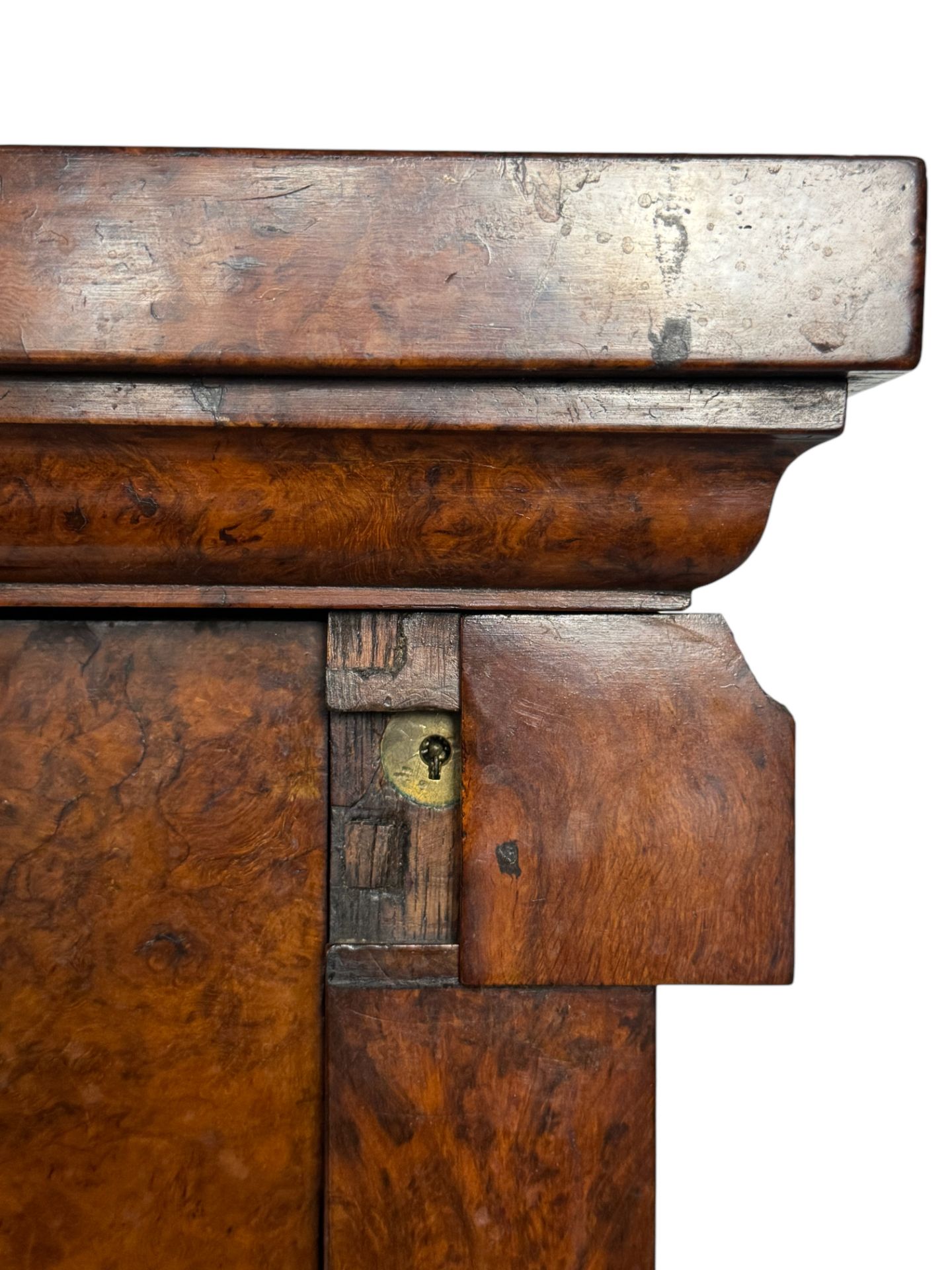 A George IV burr elm wellington chest - Image 4 of 8