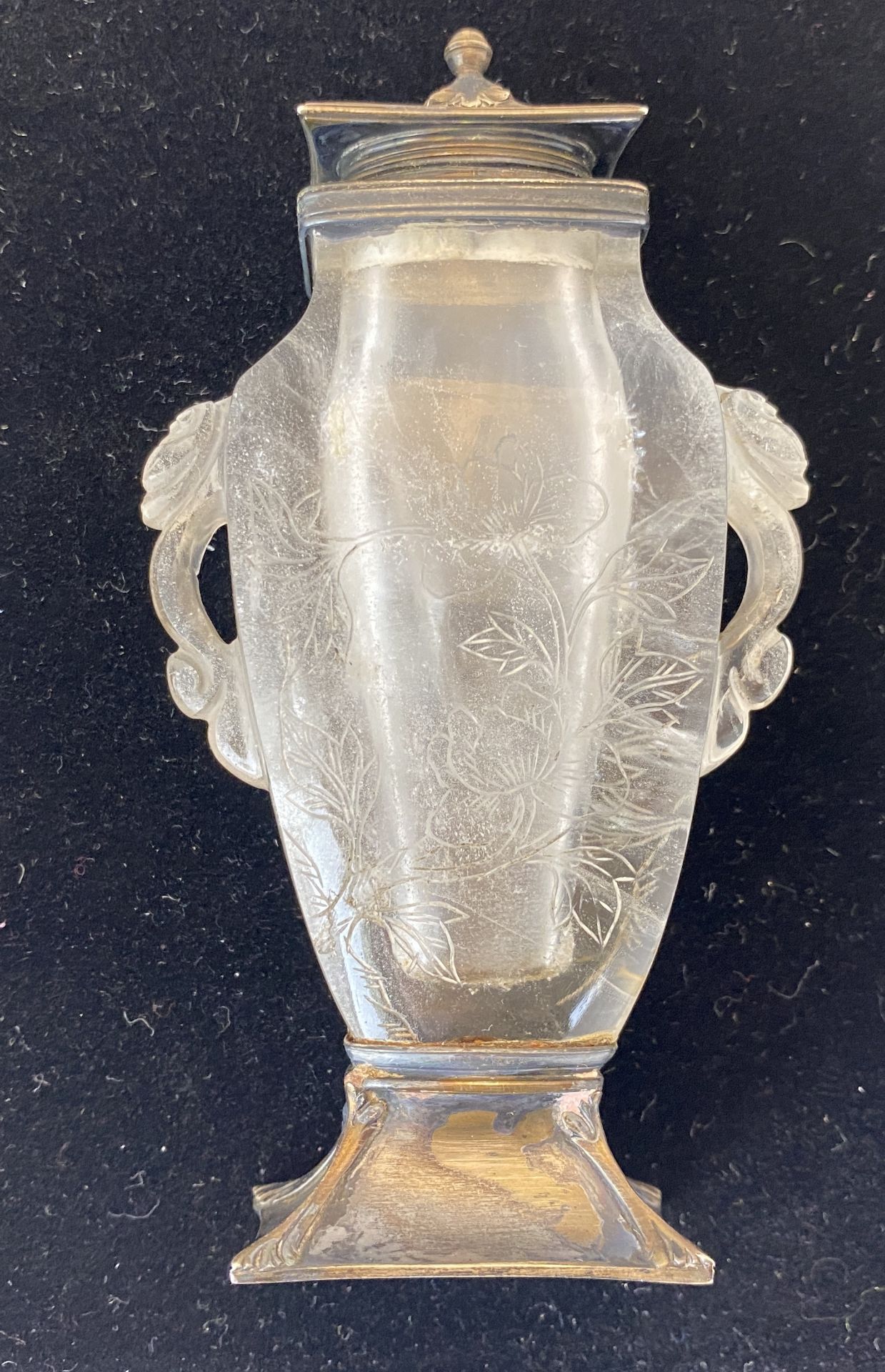 A late 19th century Chinese rock crystal silver mounted scent bottle - Image 8 of 11